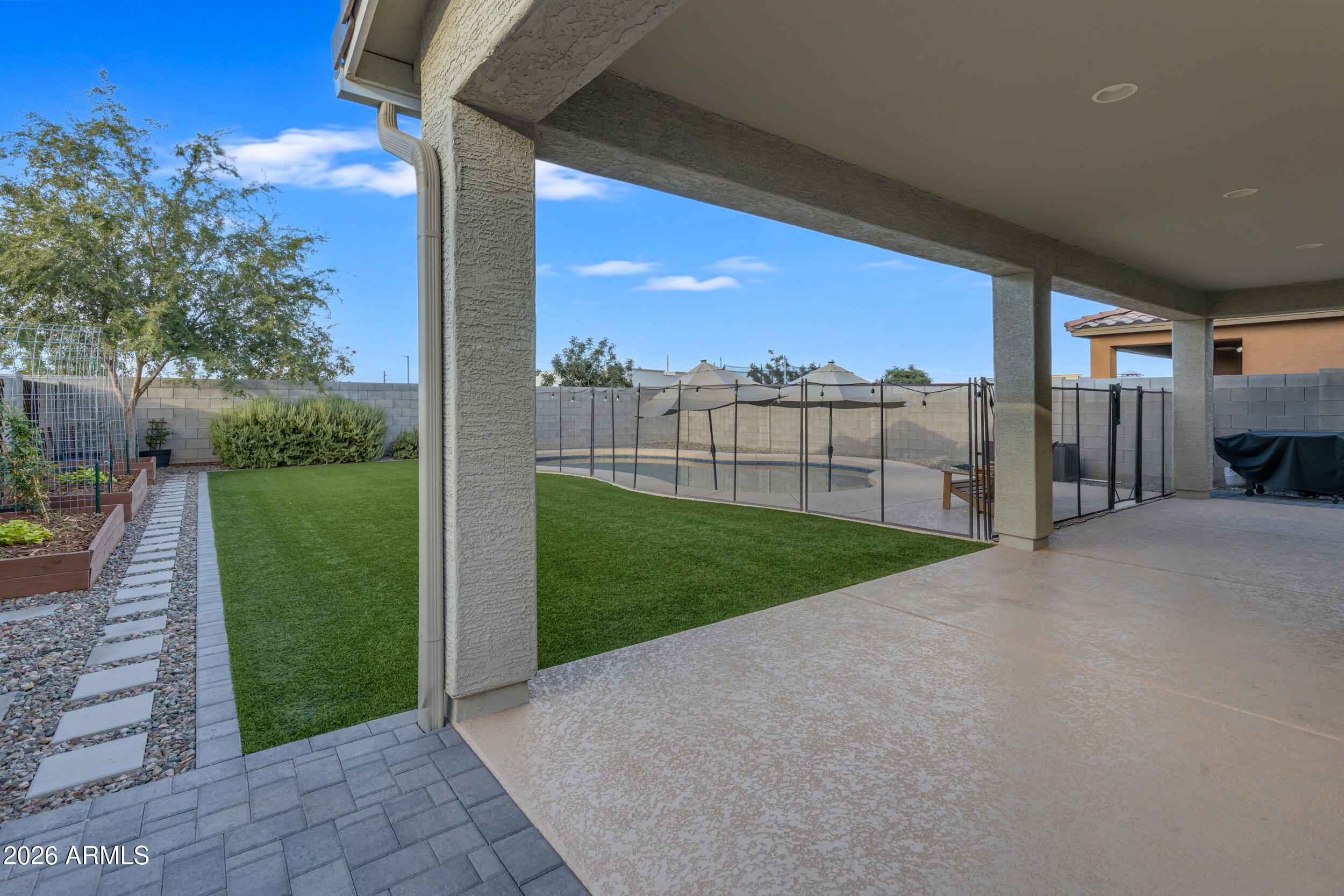 34019 N Casey Lane