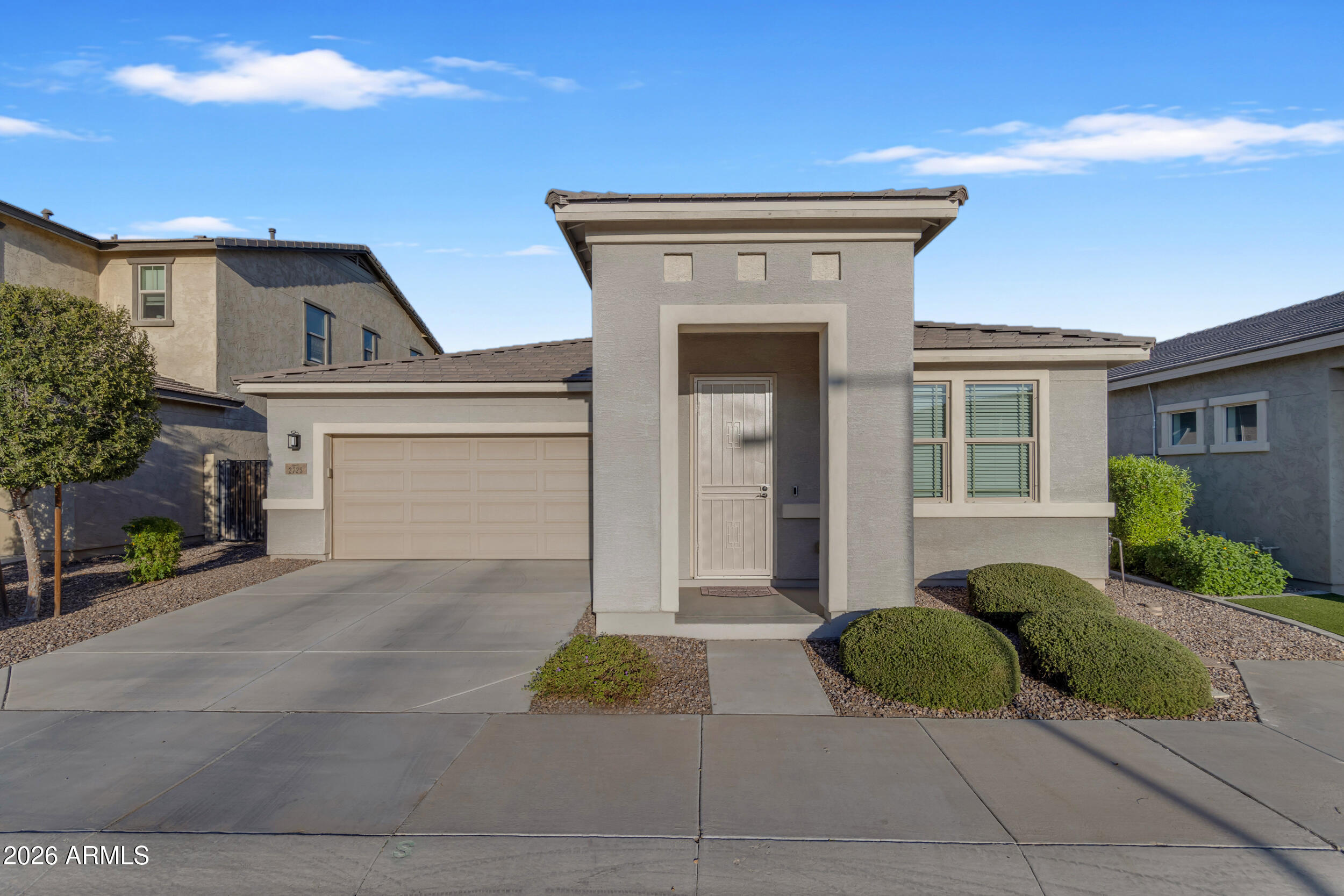 2725 S Eastridge