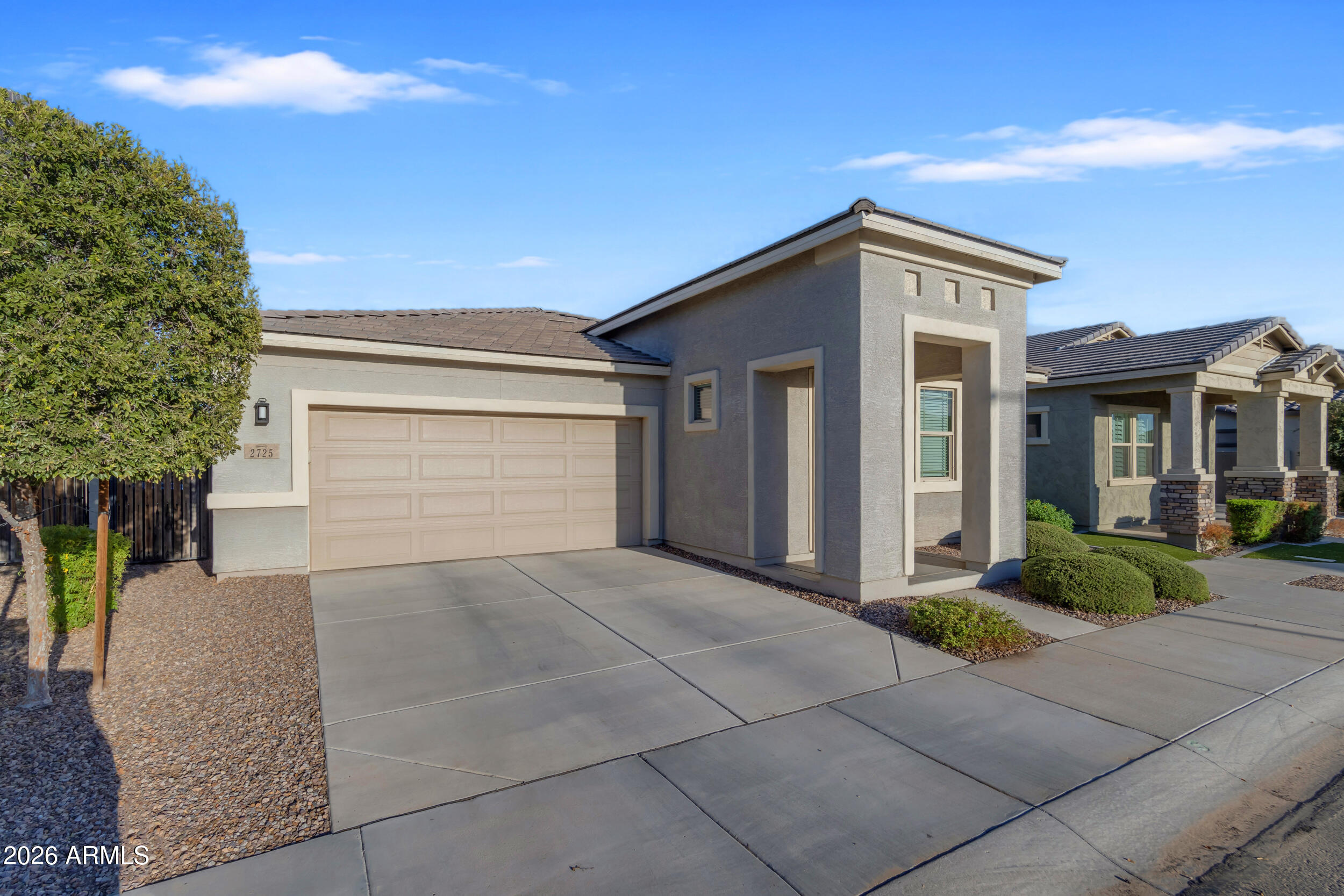 2725 S Eastridge
