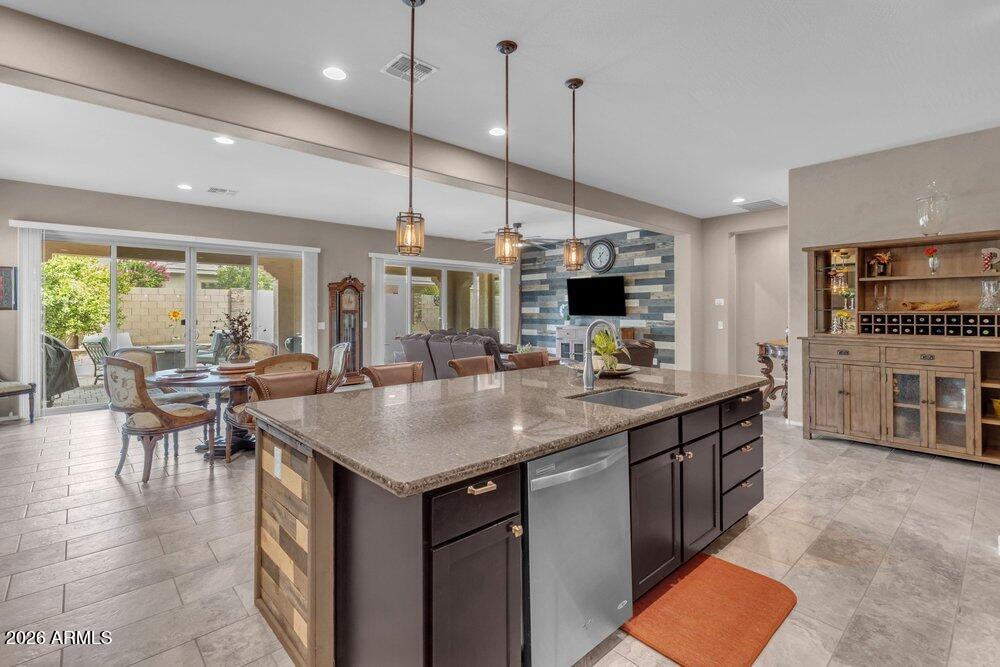 22851 S 229TH Place