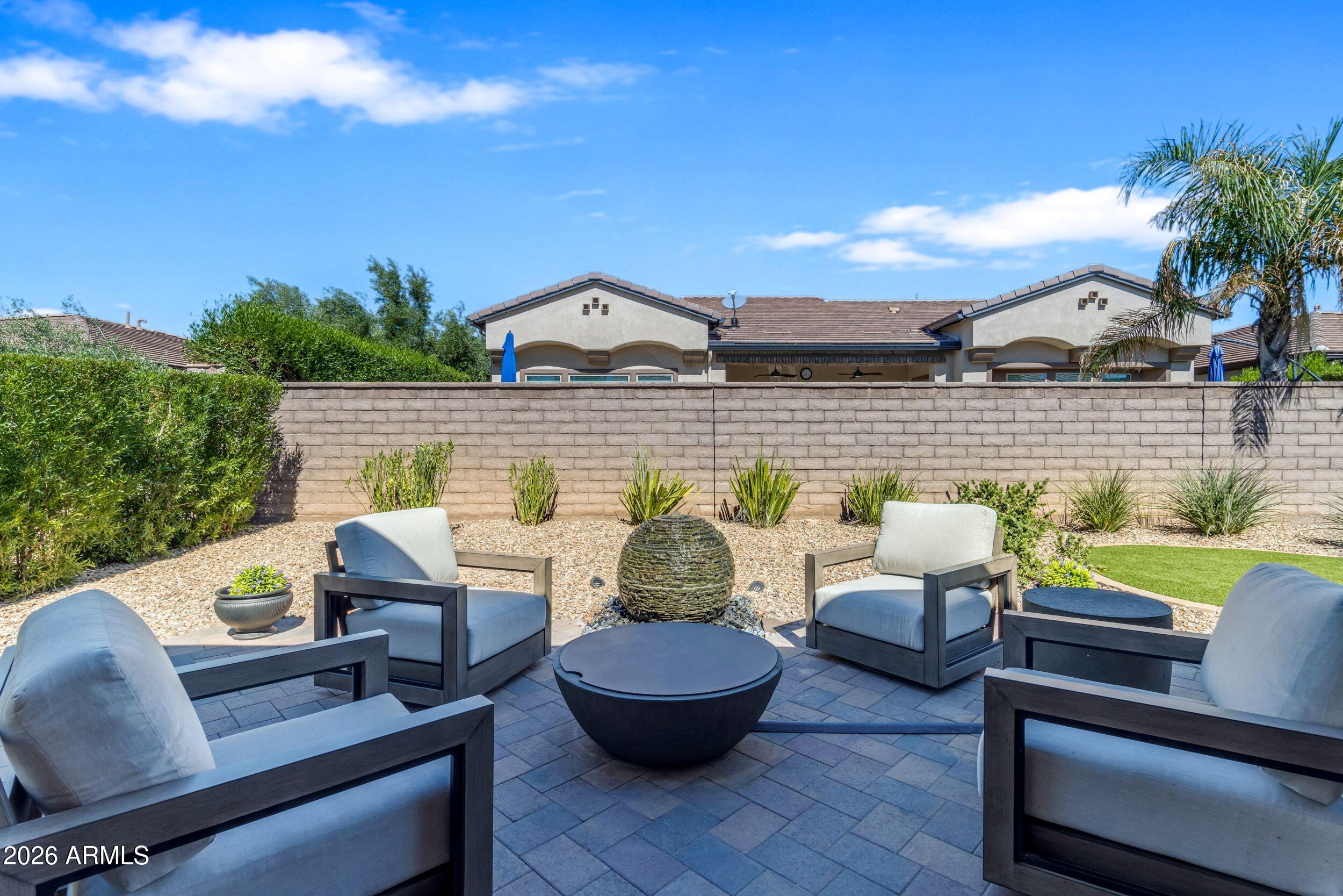 248 E Catalina Lane