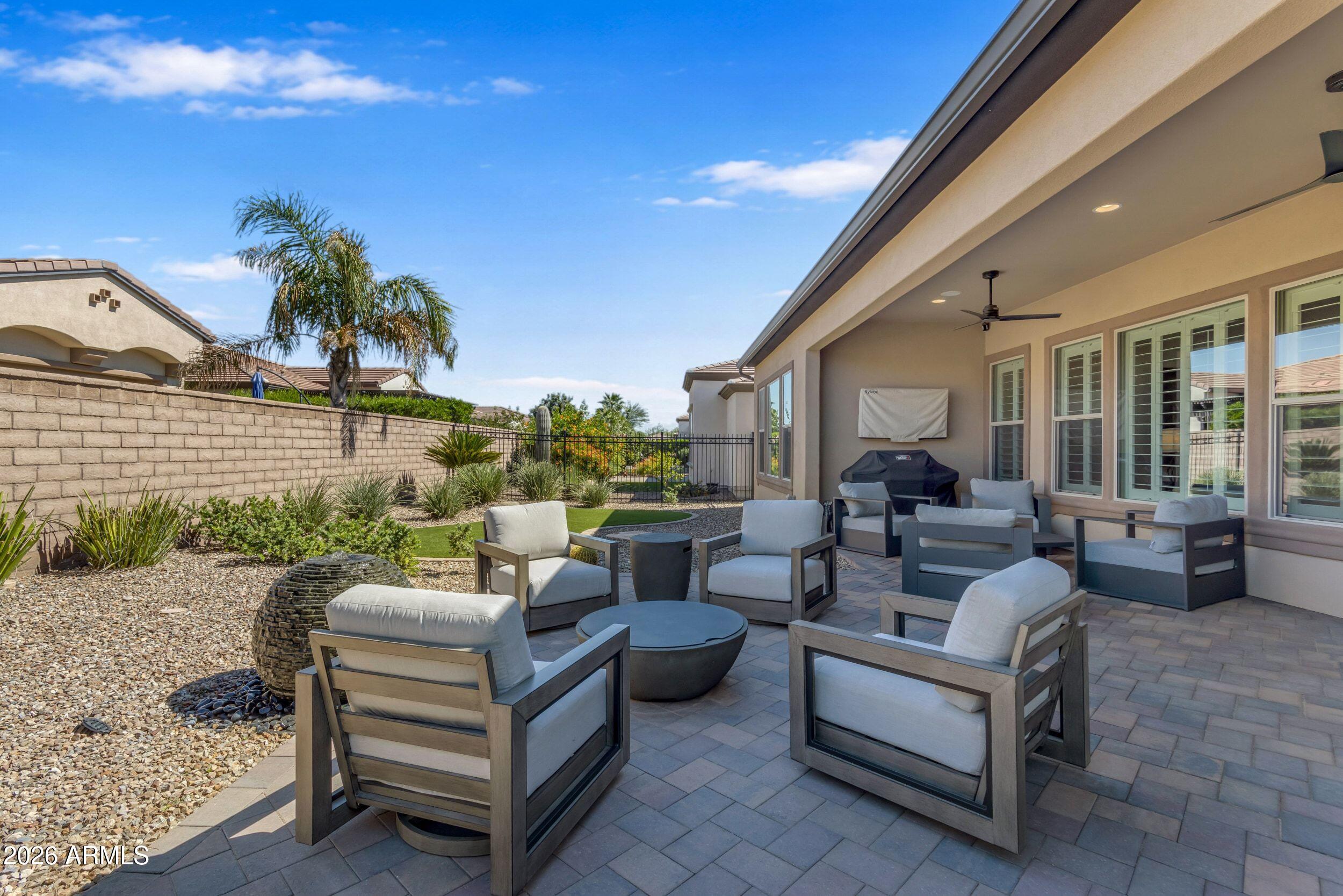 248 E Catalina Lane