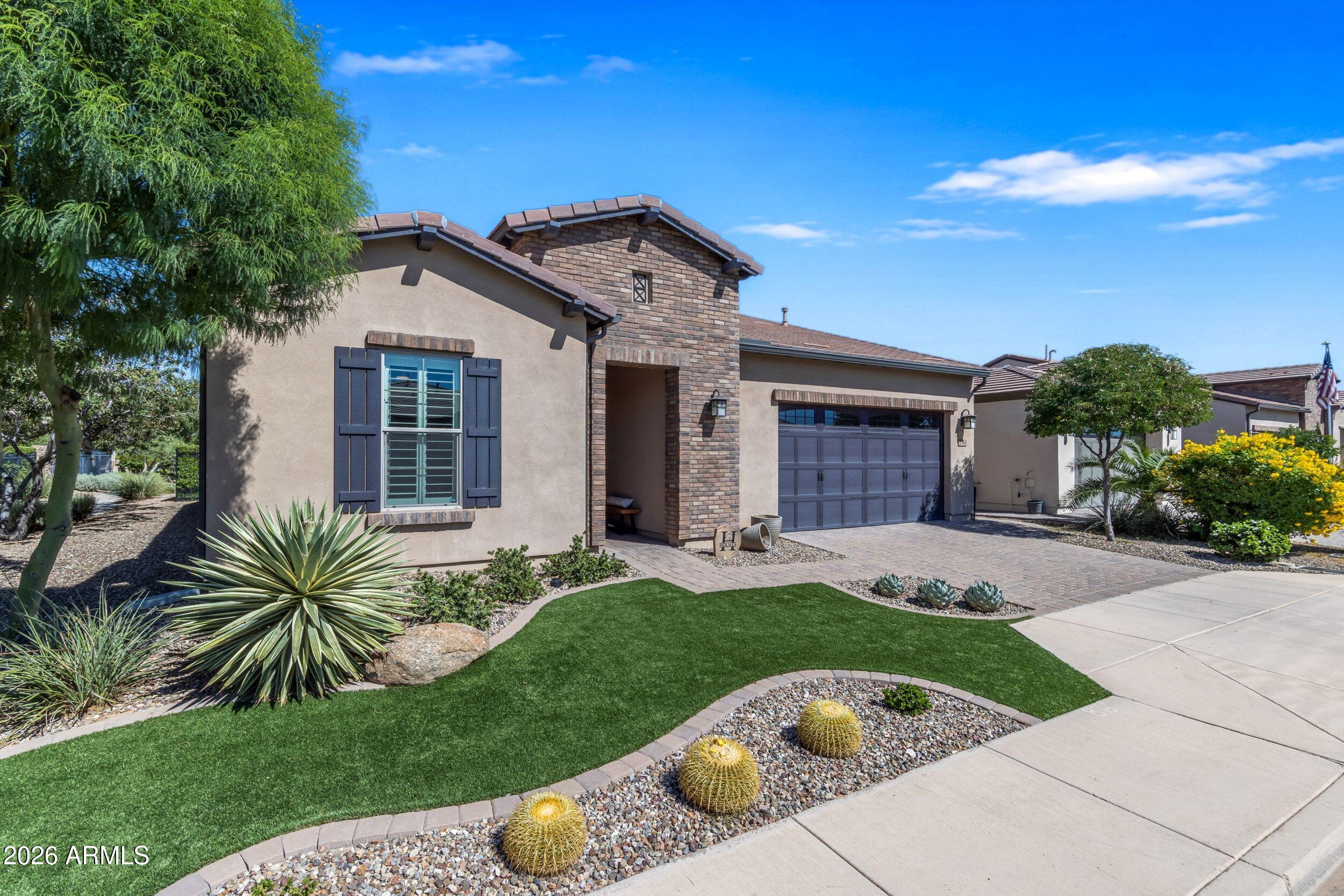 248 E Catalina Lane