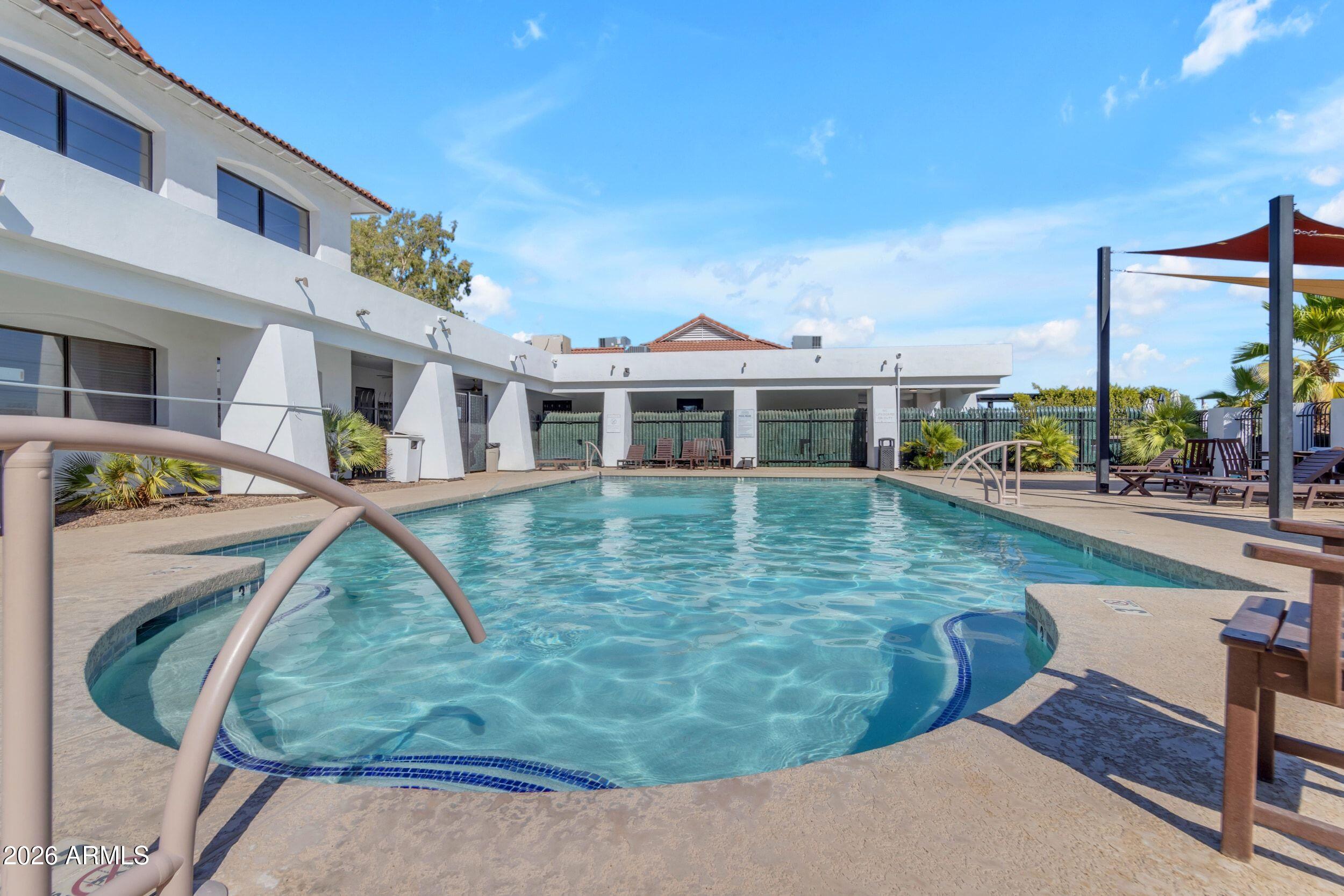 21165 E VIA DEL ORO