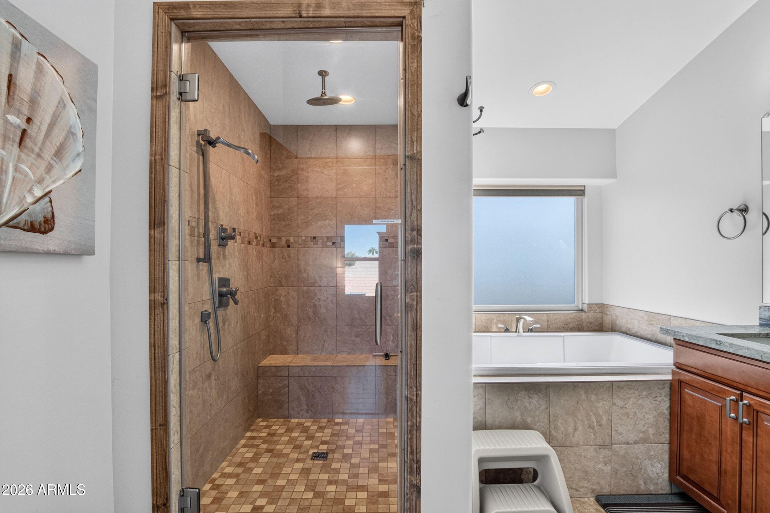 21165 E VIA DEL ORO