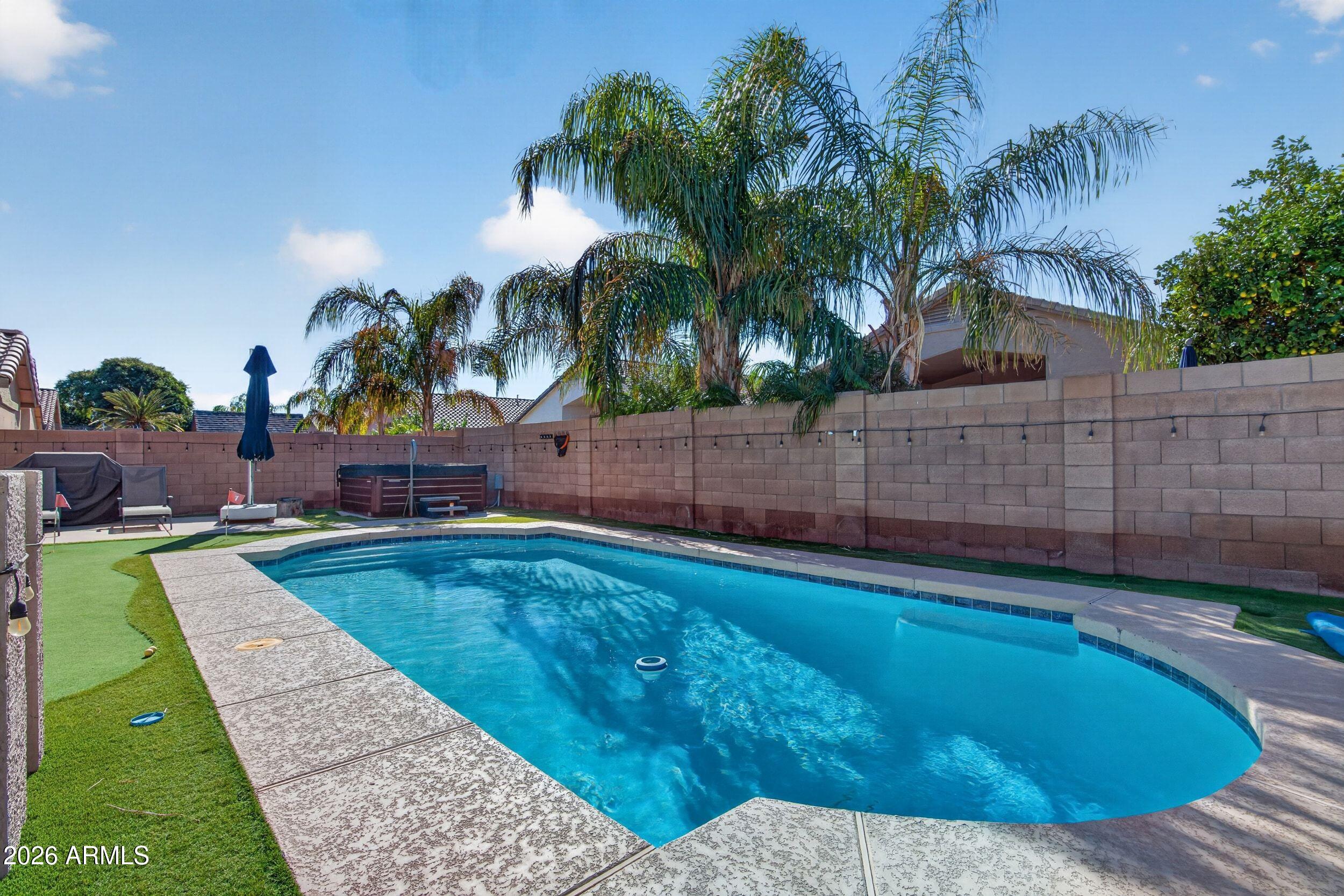 21165 E VIA DEL ORO