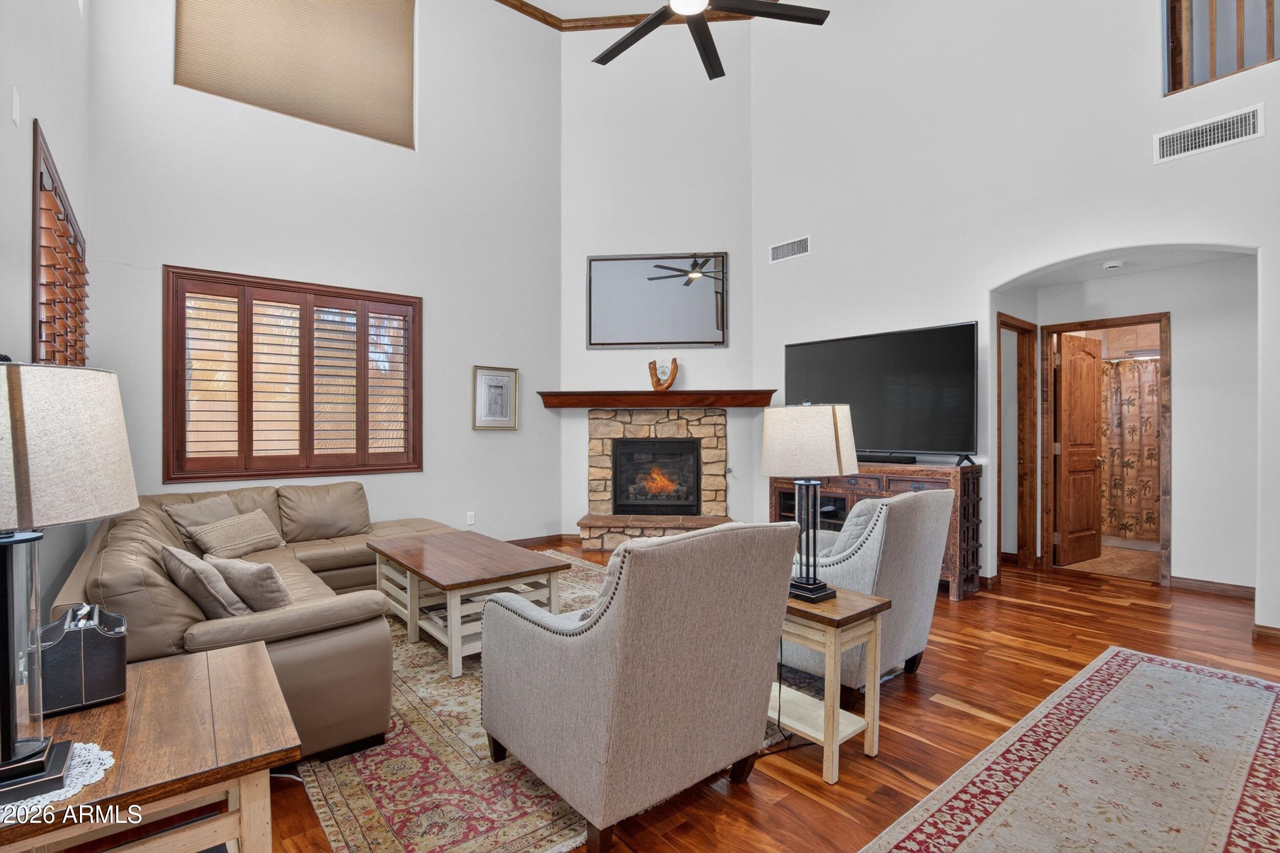 21165 E VIA DEL ORO