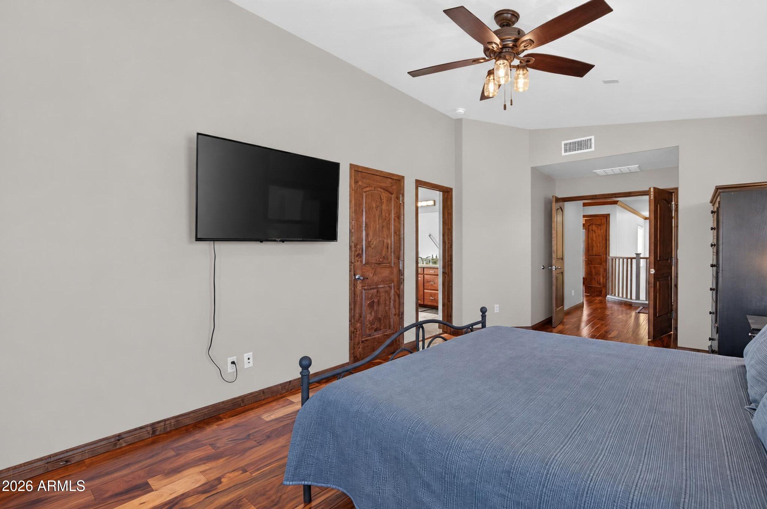 21165 E VIA DEL ORO