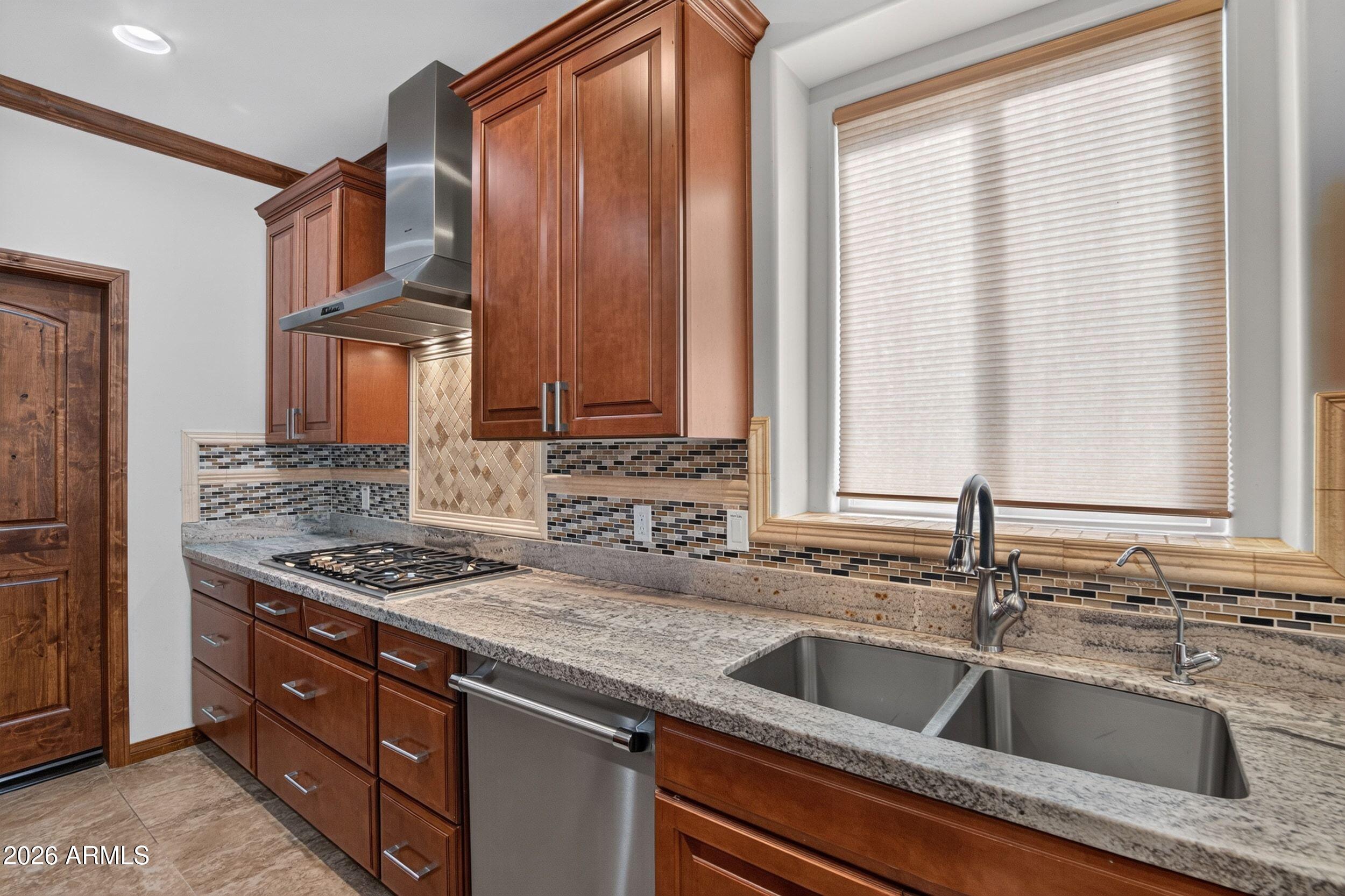 21165 E VIA DEL ORO
