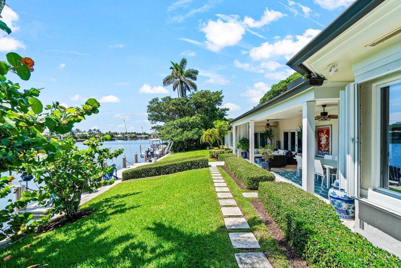 1400 Lands End Road