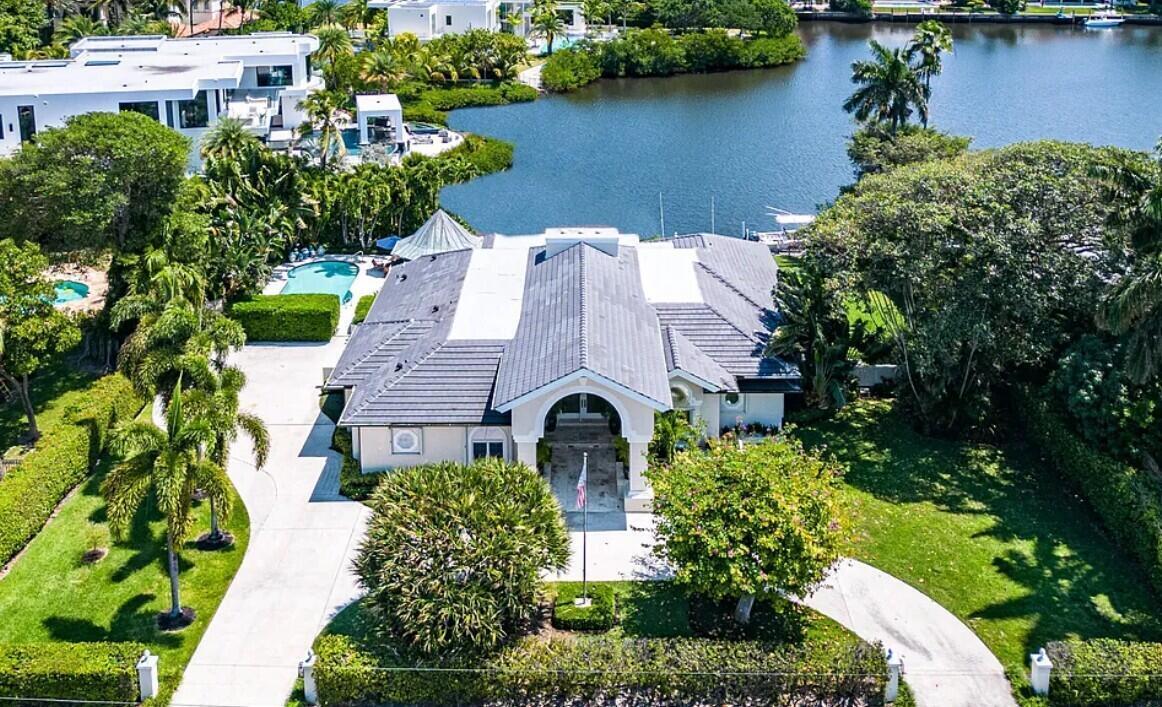 1400 Lands End Road