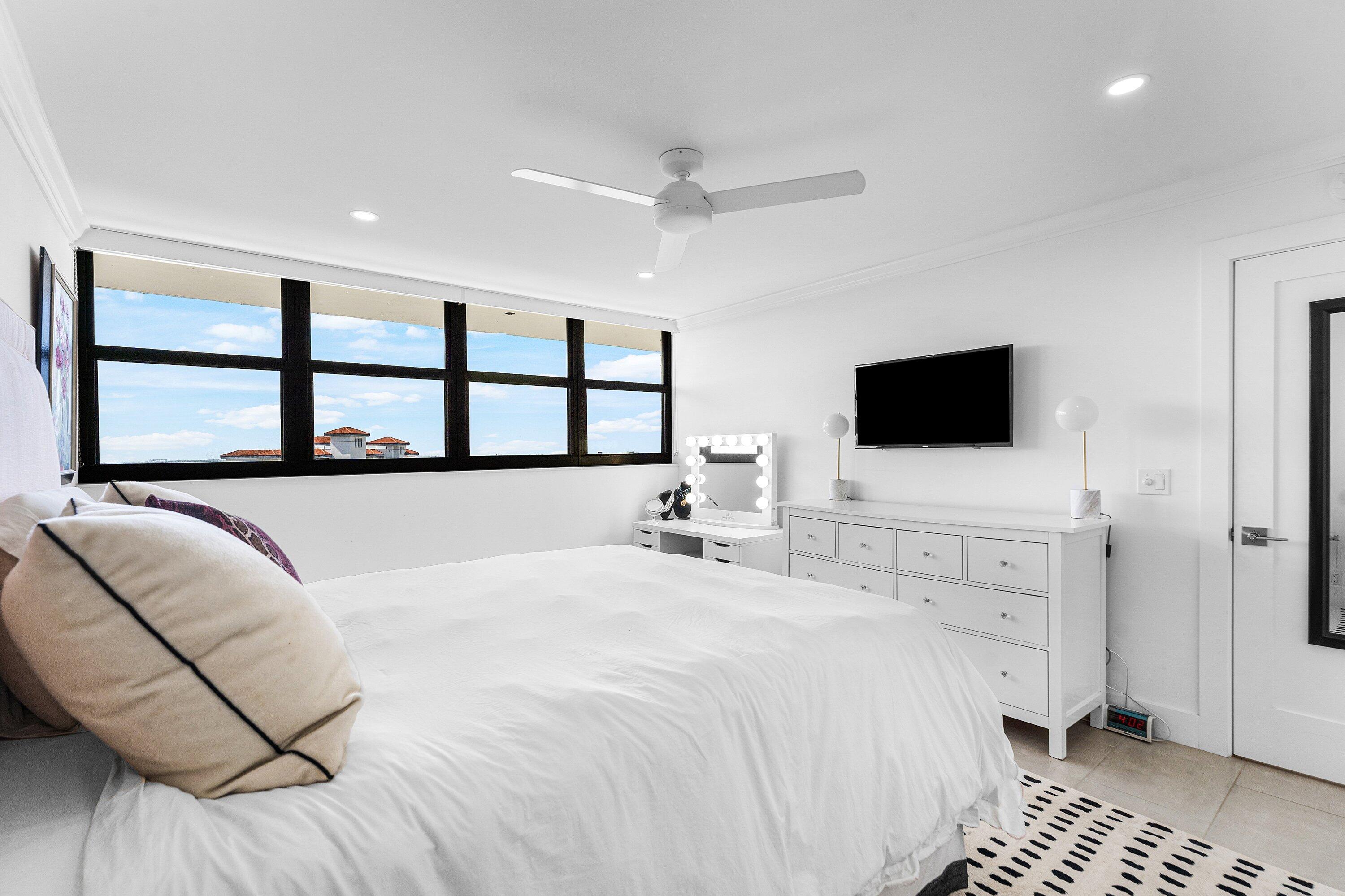 336 Golfview Road Ph 12