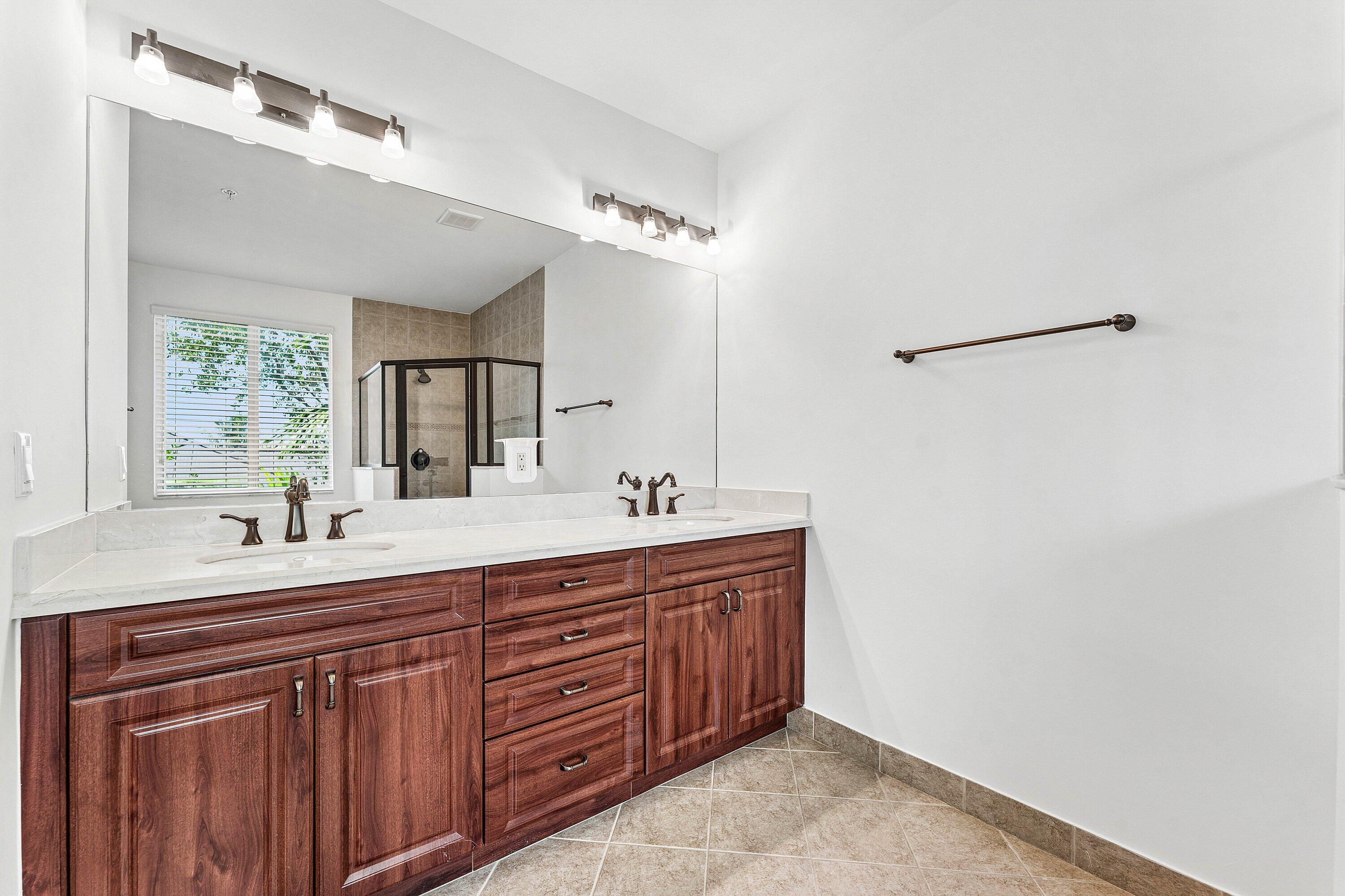 3030 WATERSIDE Circle