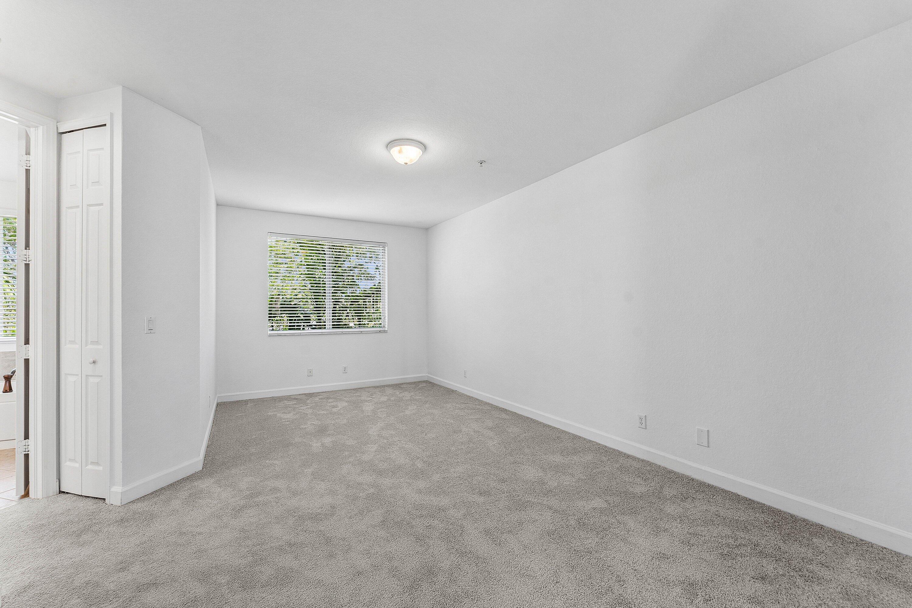 3030 WATERSIDE Circle