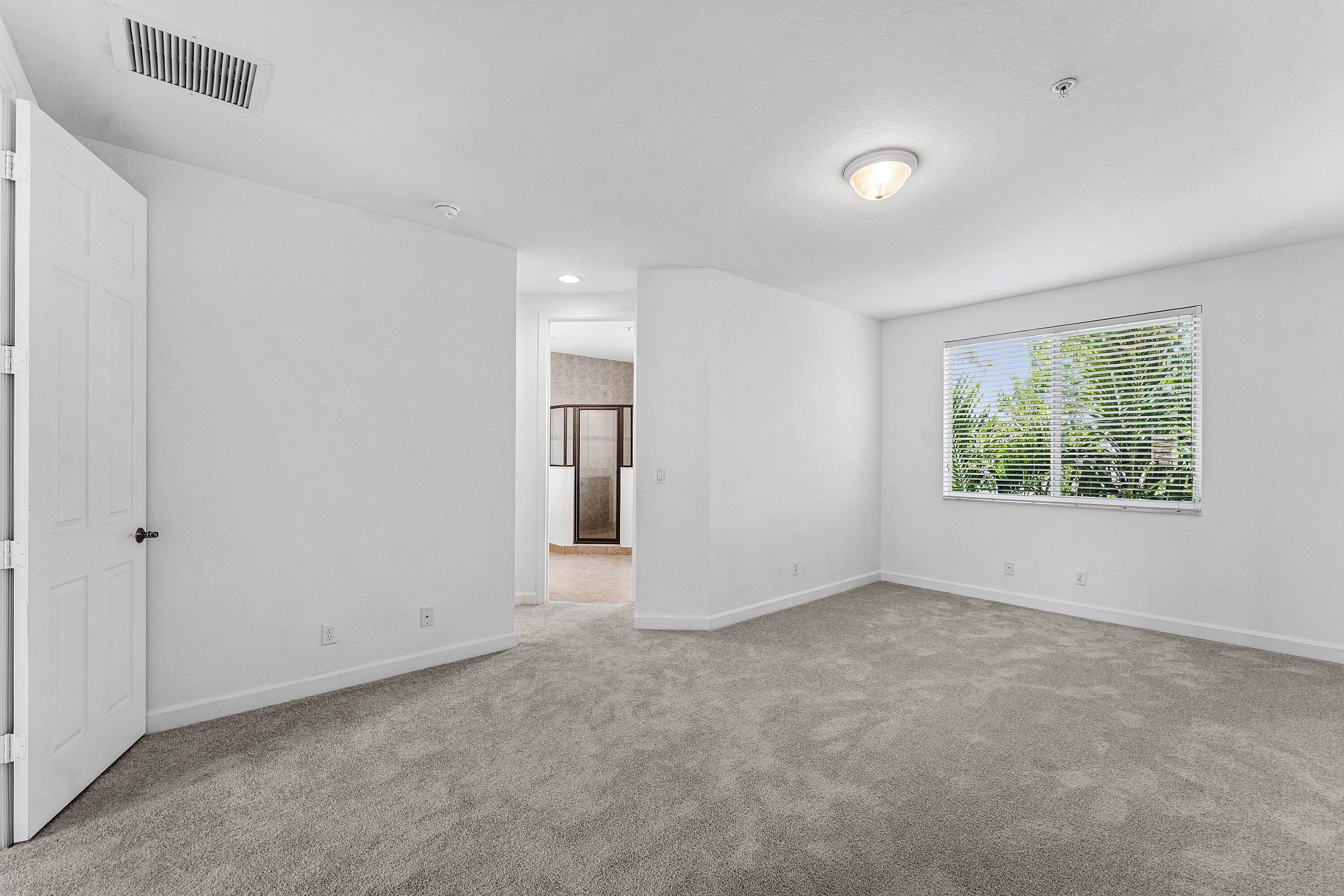 3030 WATERSIDE Circle
