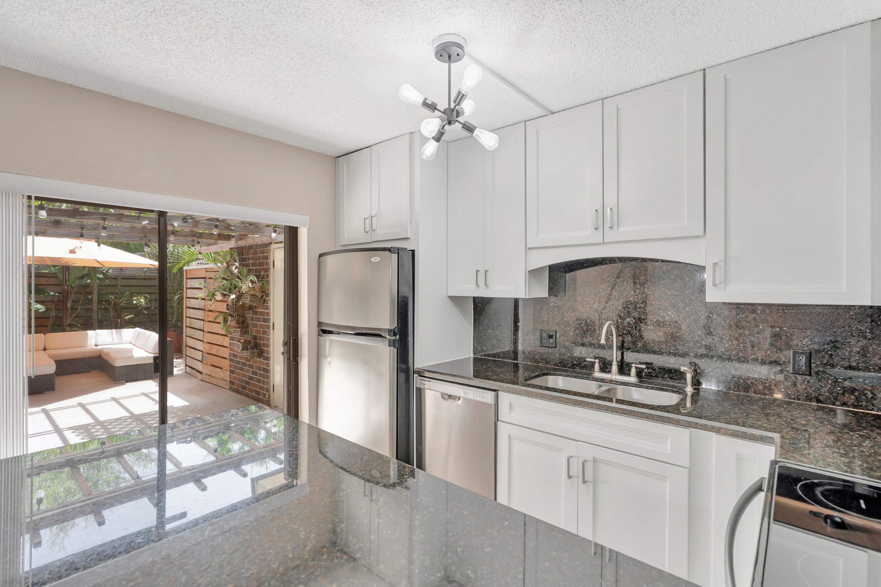 207 2nd Terrace