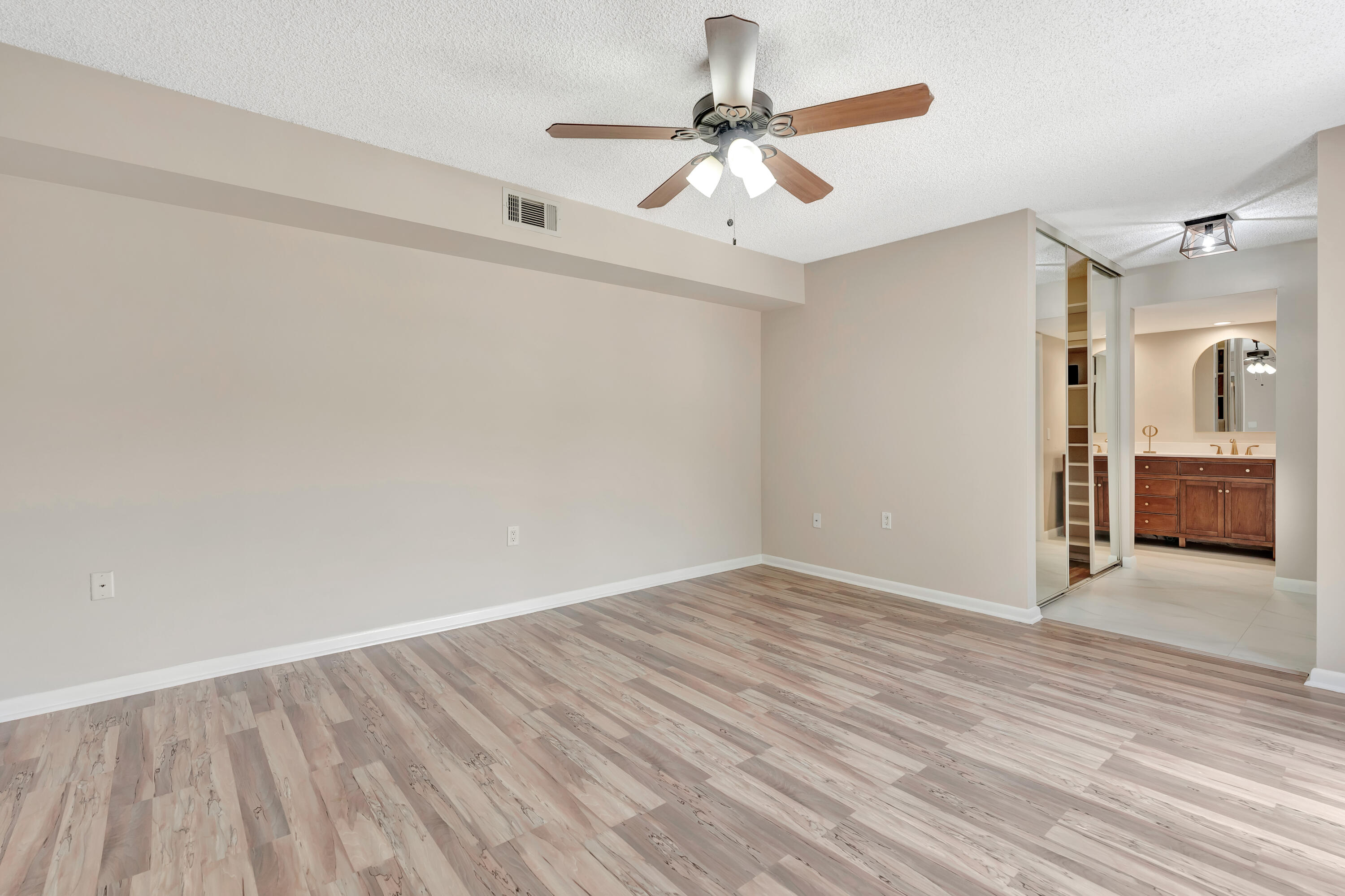 207 2nd Terrace