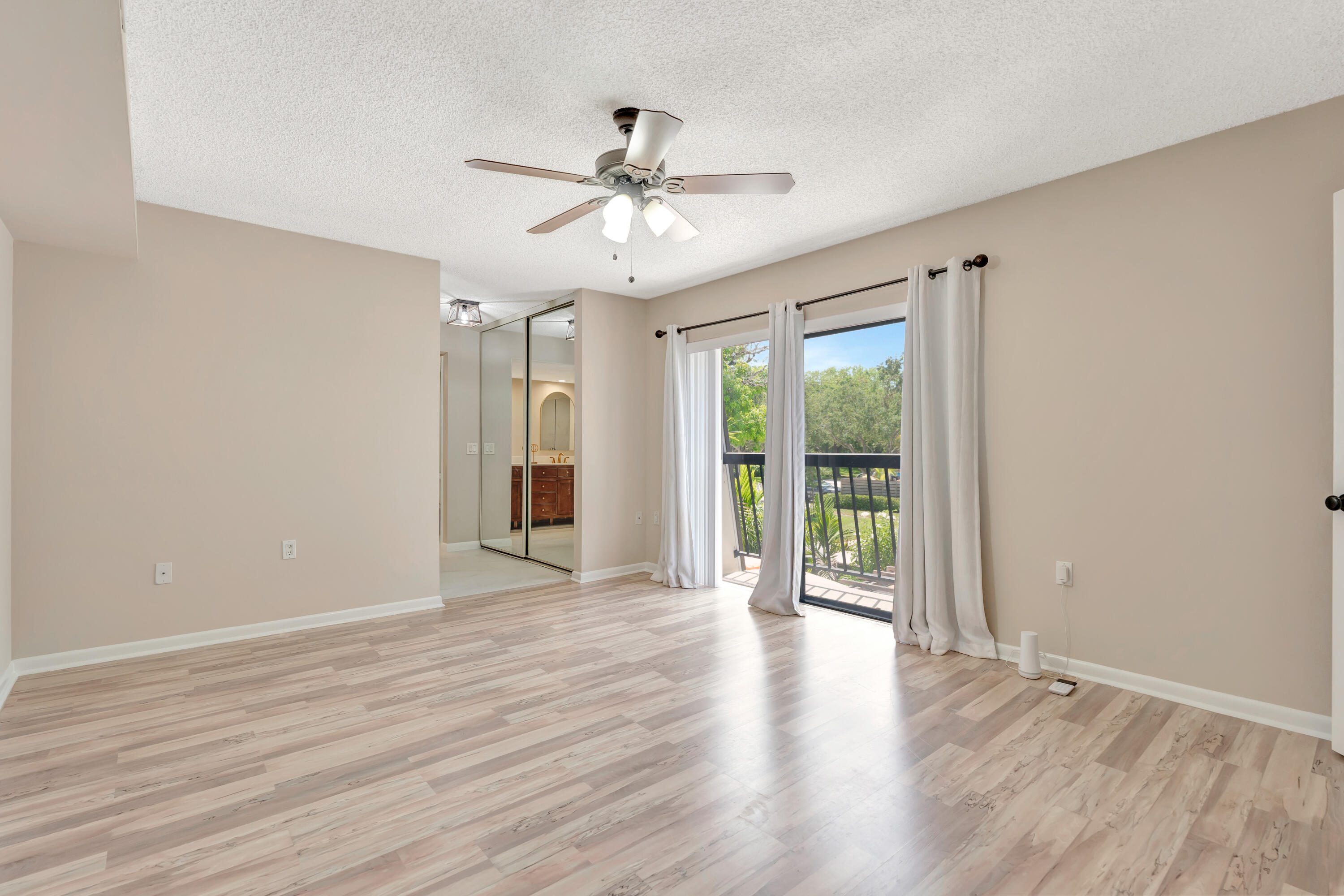207 2nd Terrace