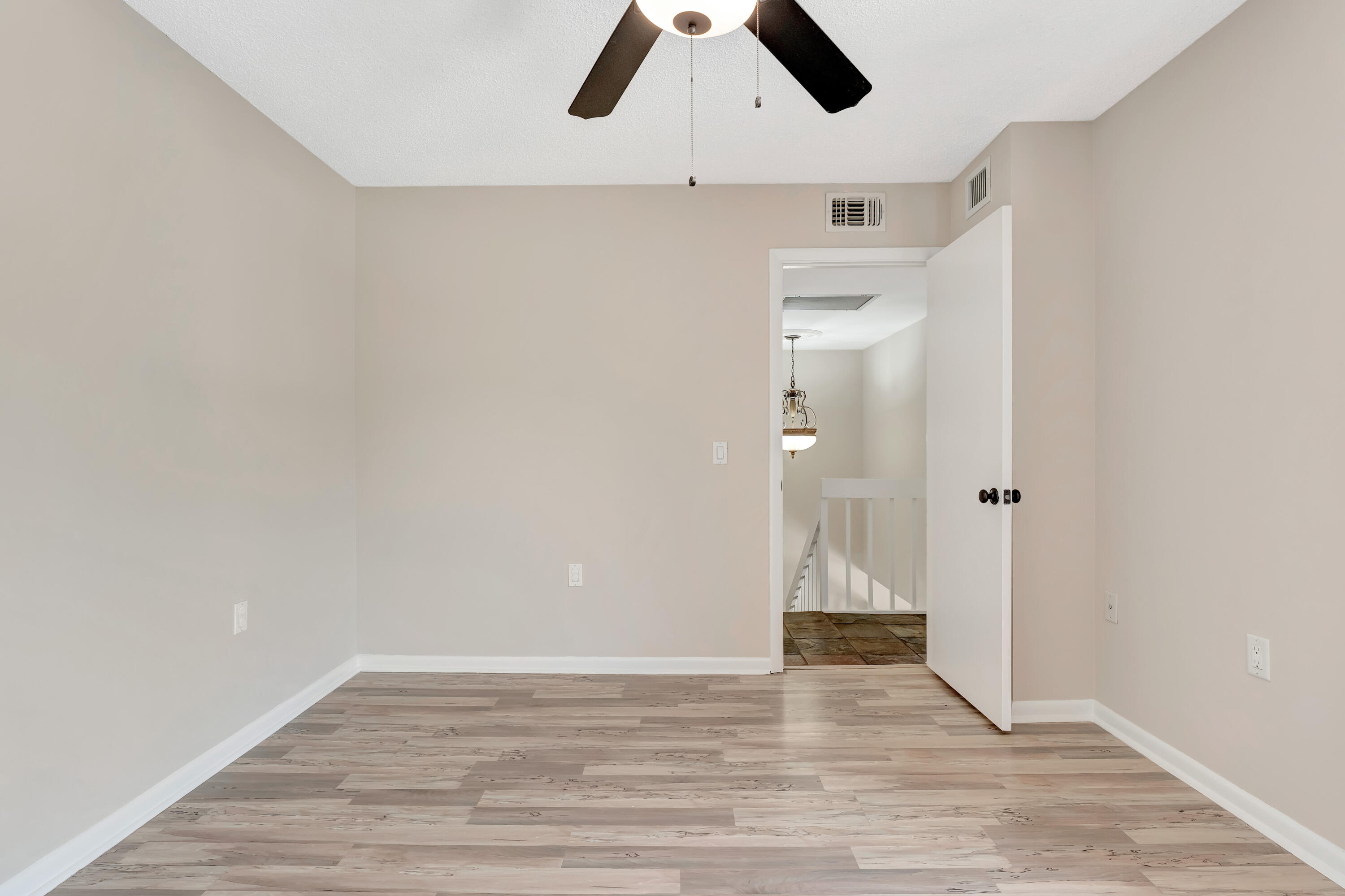 207 2nd Terrace