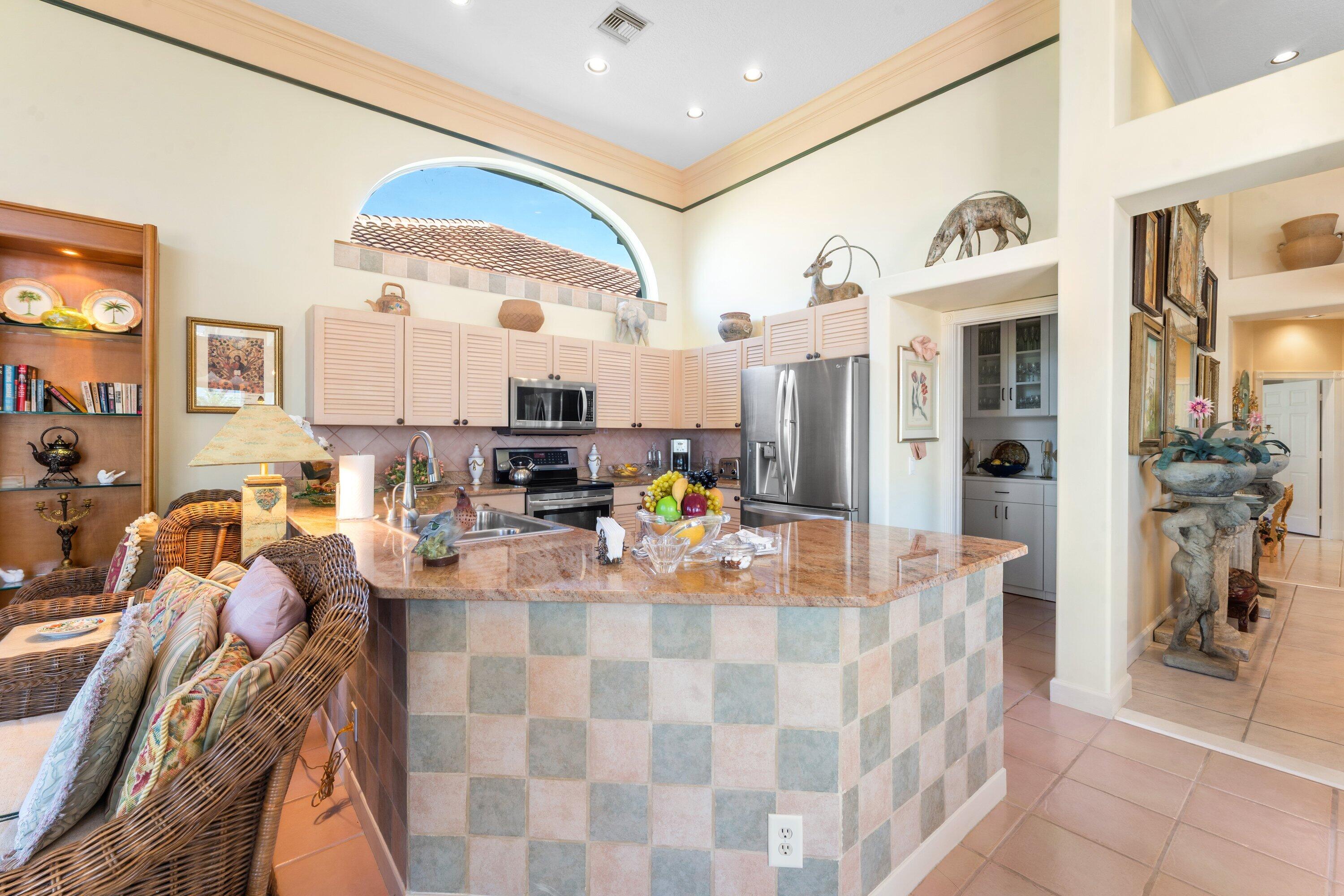 54 CAYMAN Place