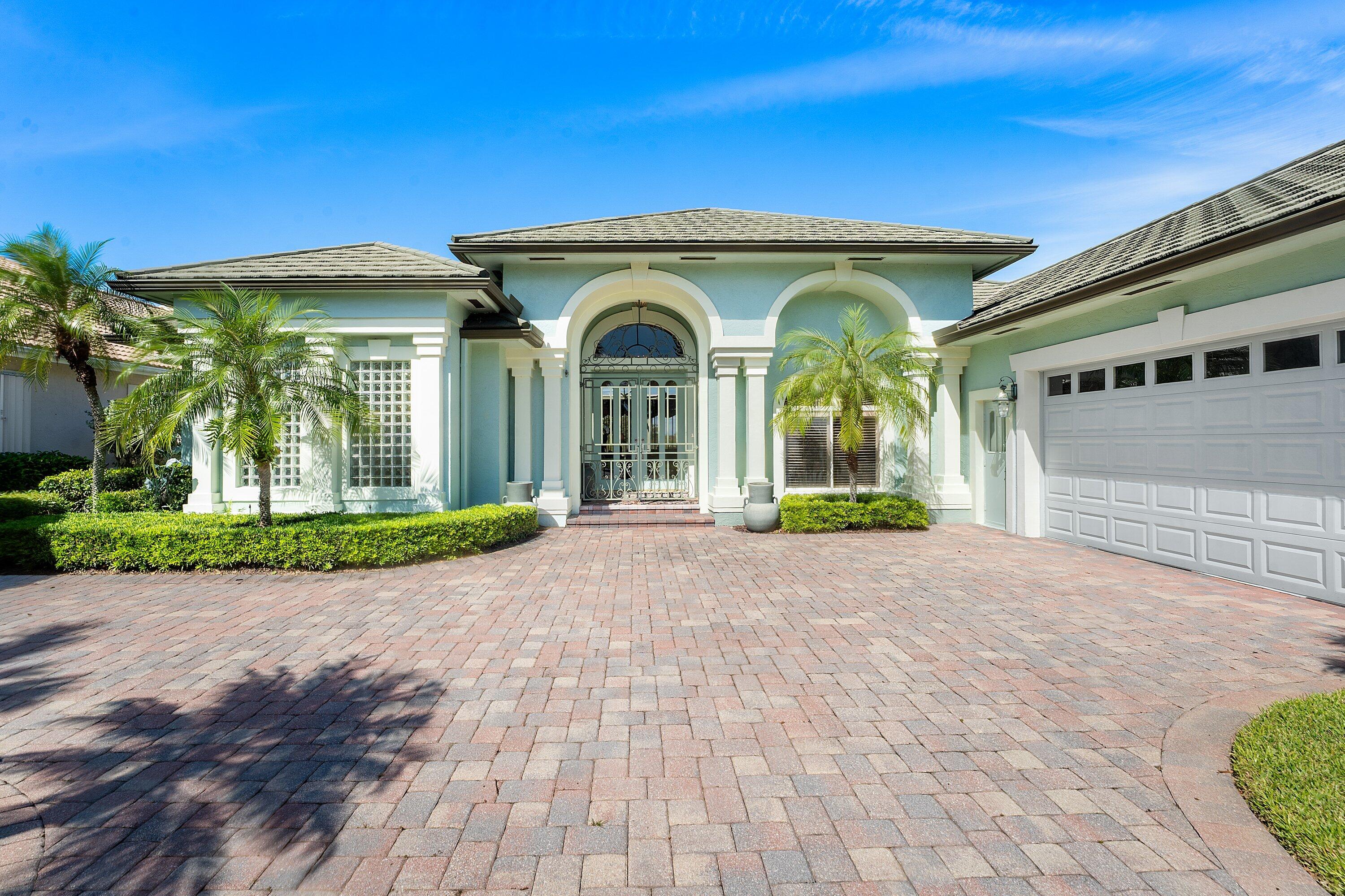 54 CAYMAN Place