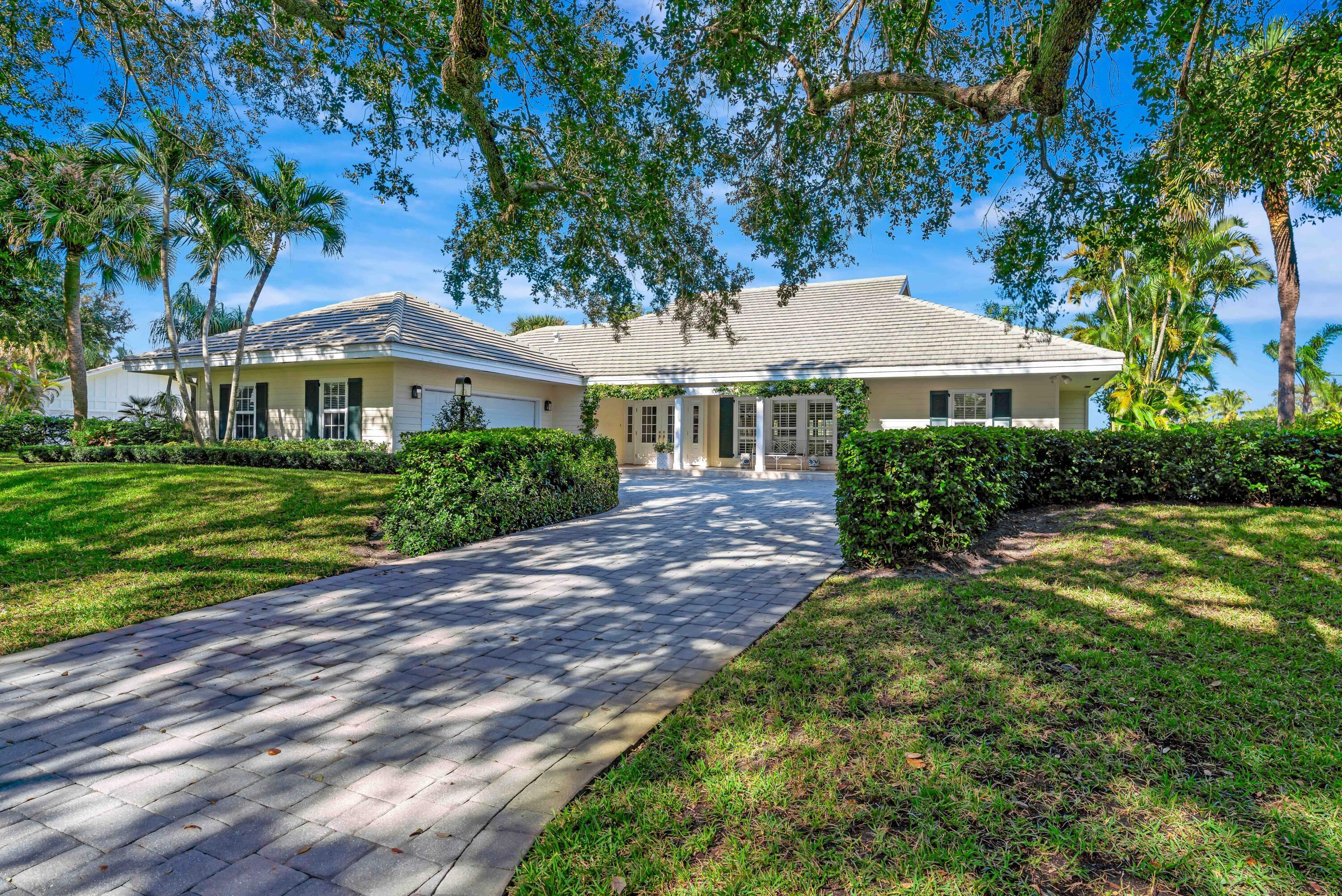 18289 SE HERITAGE Drive