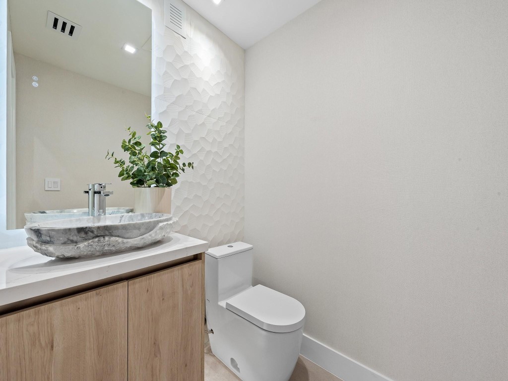 1418 NE 6th Street 1418, Fort Lauderdale Unit: 1418