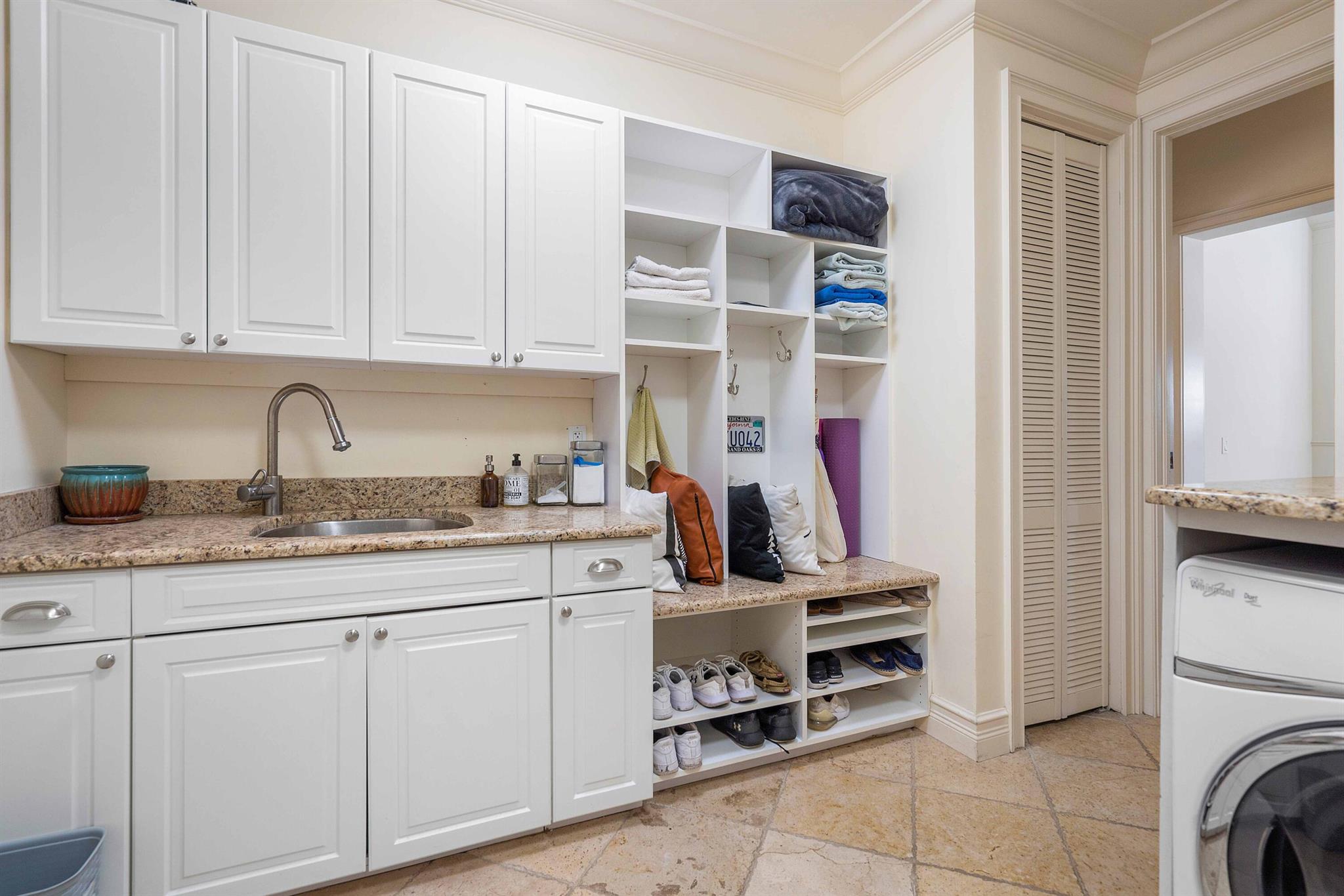 5570 SW Coral Tree Lane