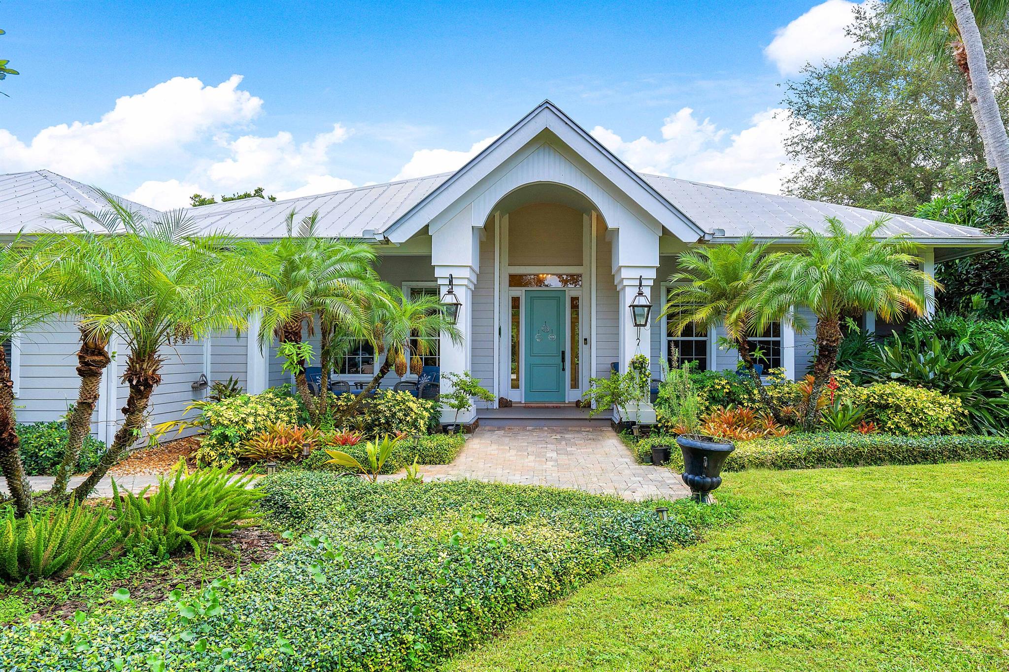 5570 SW Coral Tree Lane