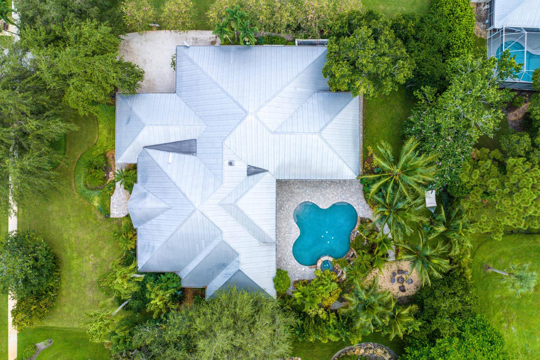 5570 SW Coral Tree Lane