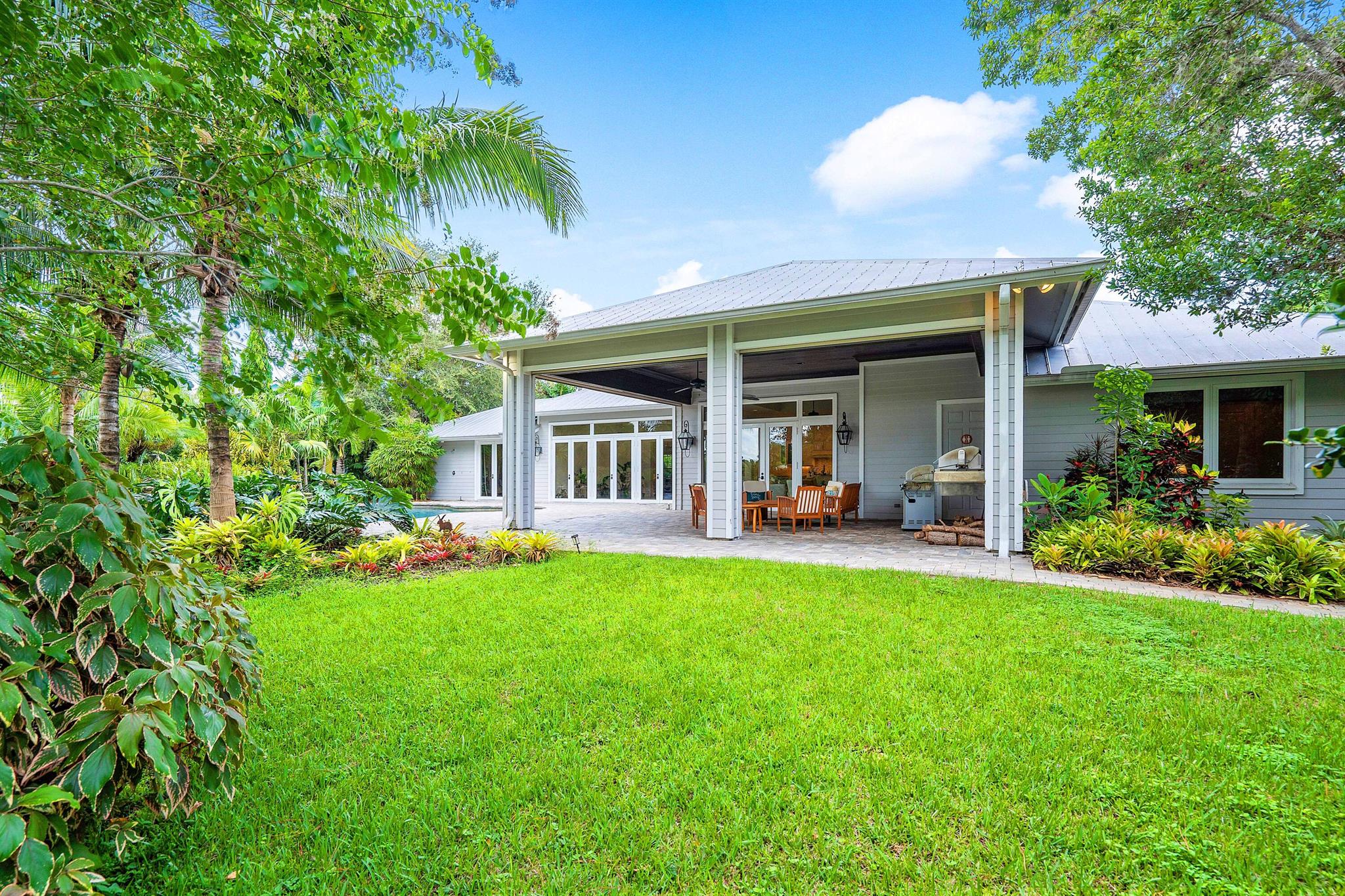 5570 SW Coral Tree Lane