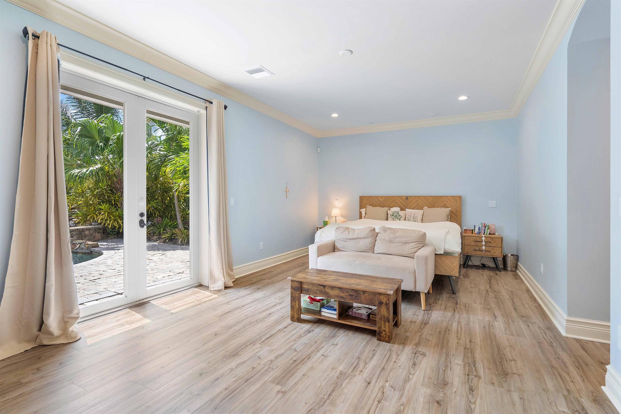 5570 SW Coral Tree Lane