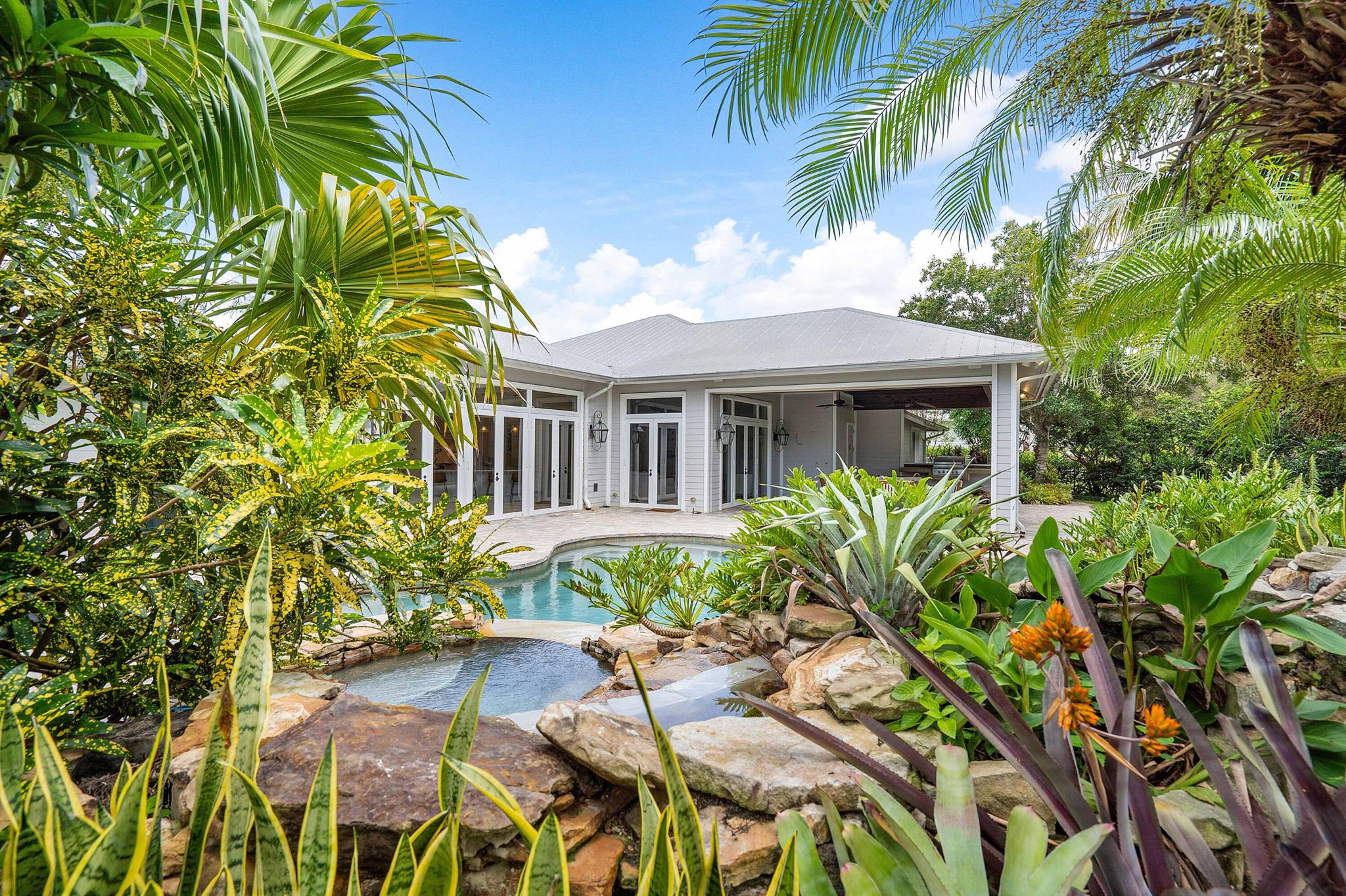 5570 SW Coral Tree Lane