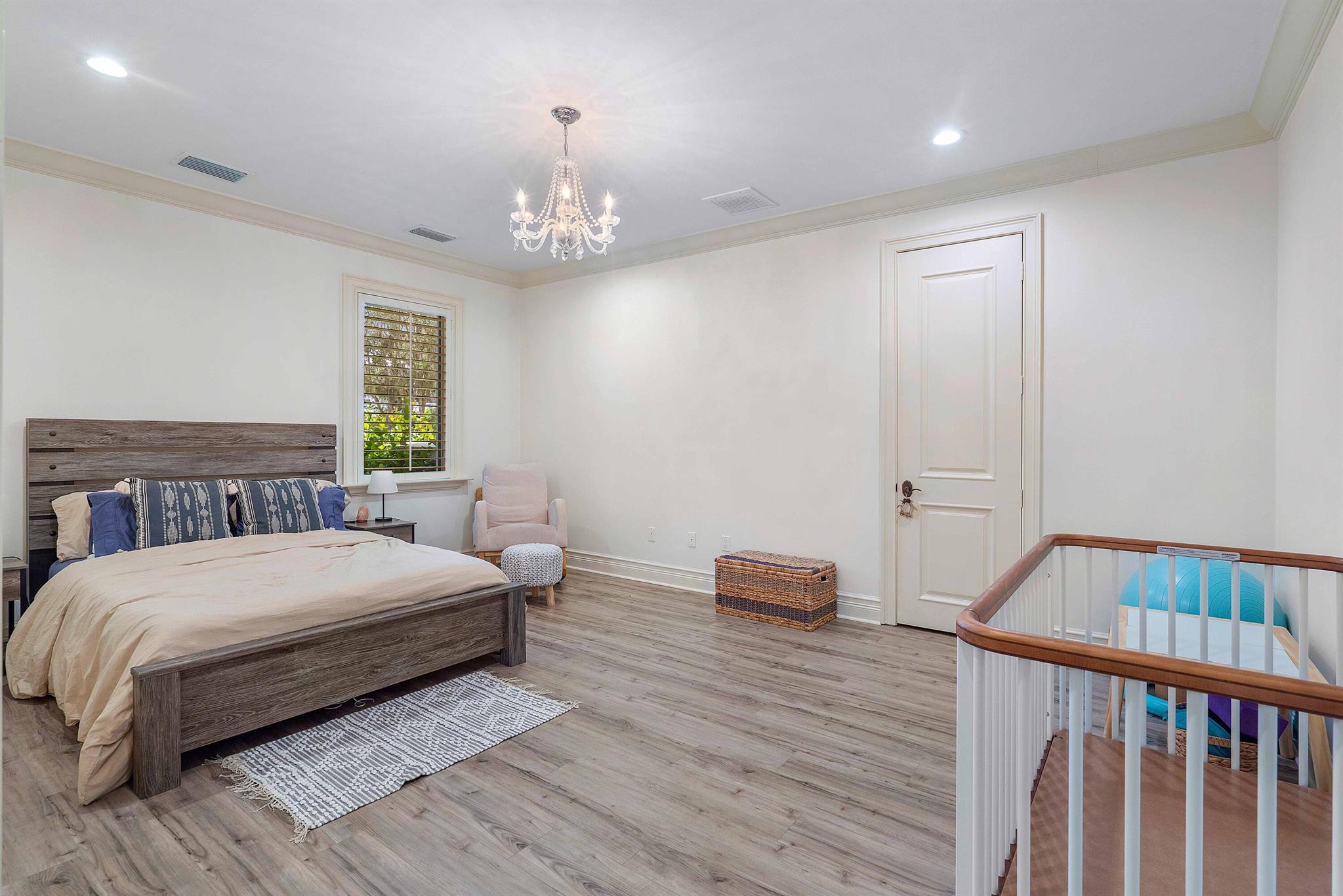 5570 SW Coral Tree Lane