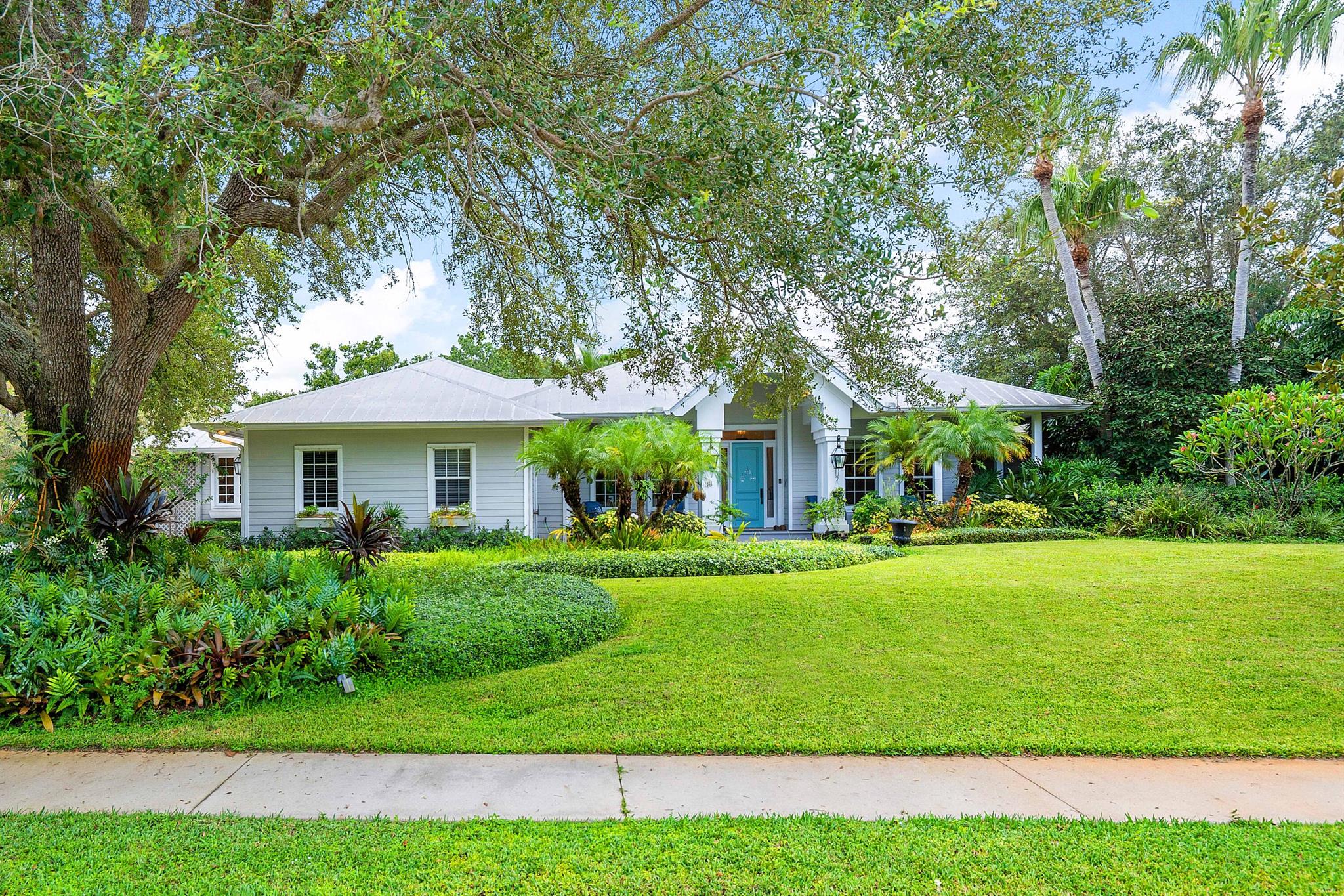 5570 SW Coral Tree Lane