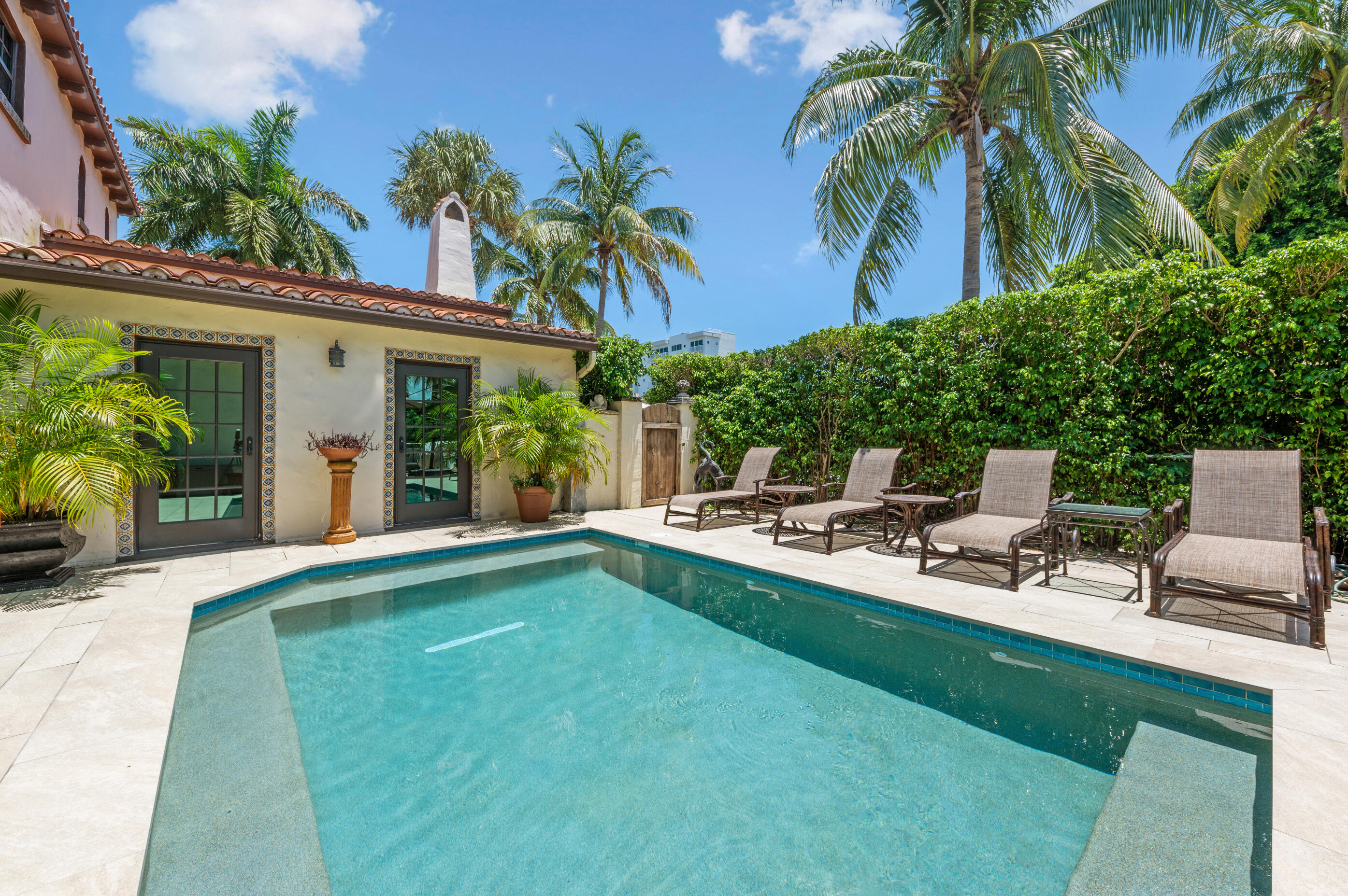 3517 Washington Road