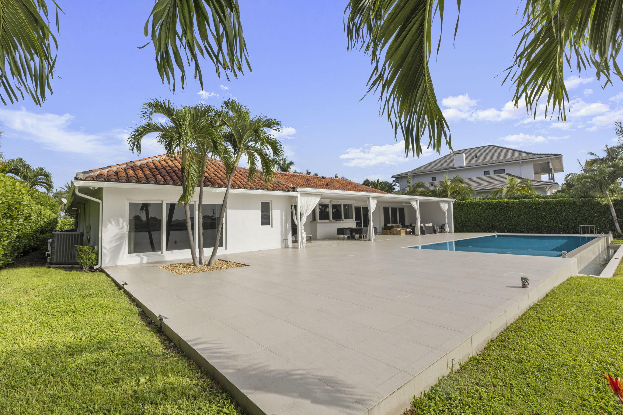 80 Spoonbill Road
