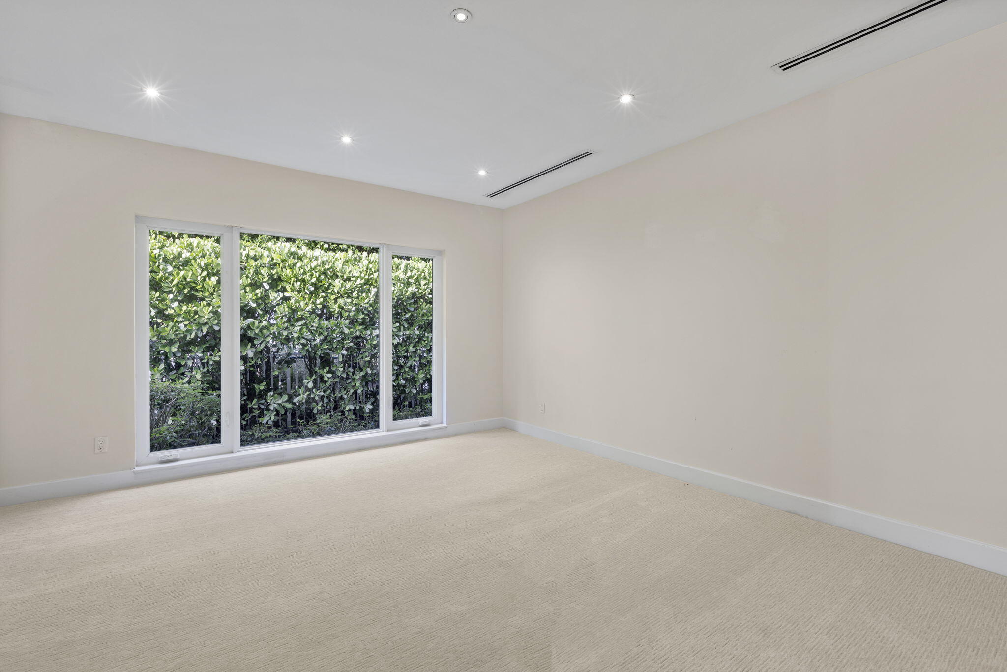 80 Spoonbill Road