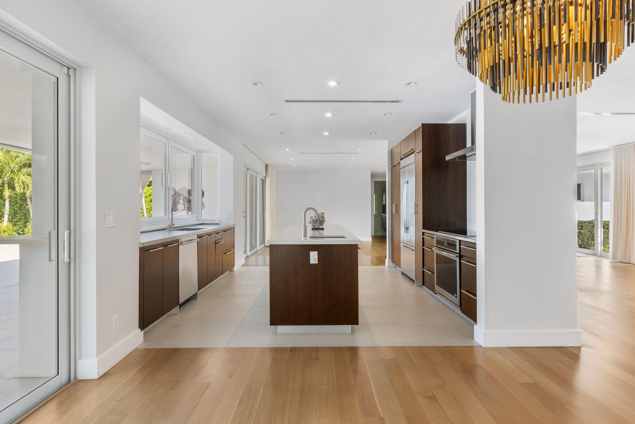 80 Spoonbill Road