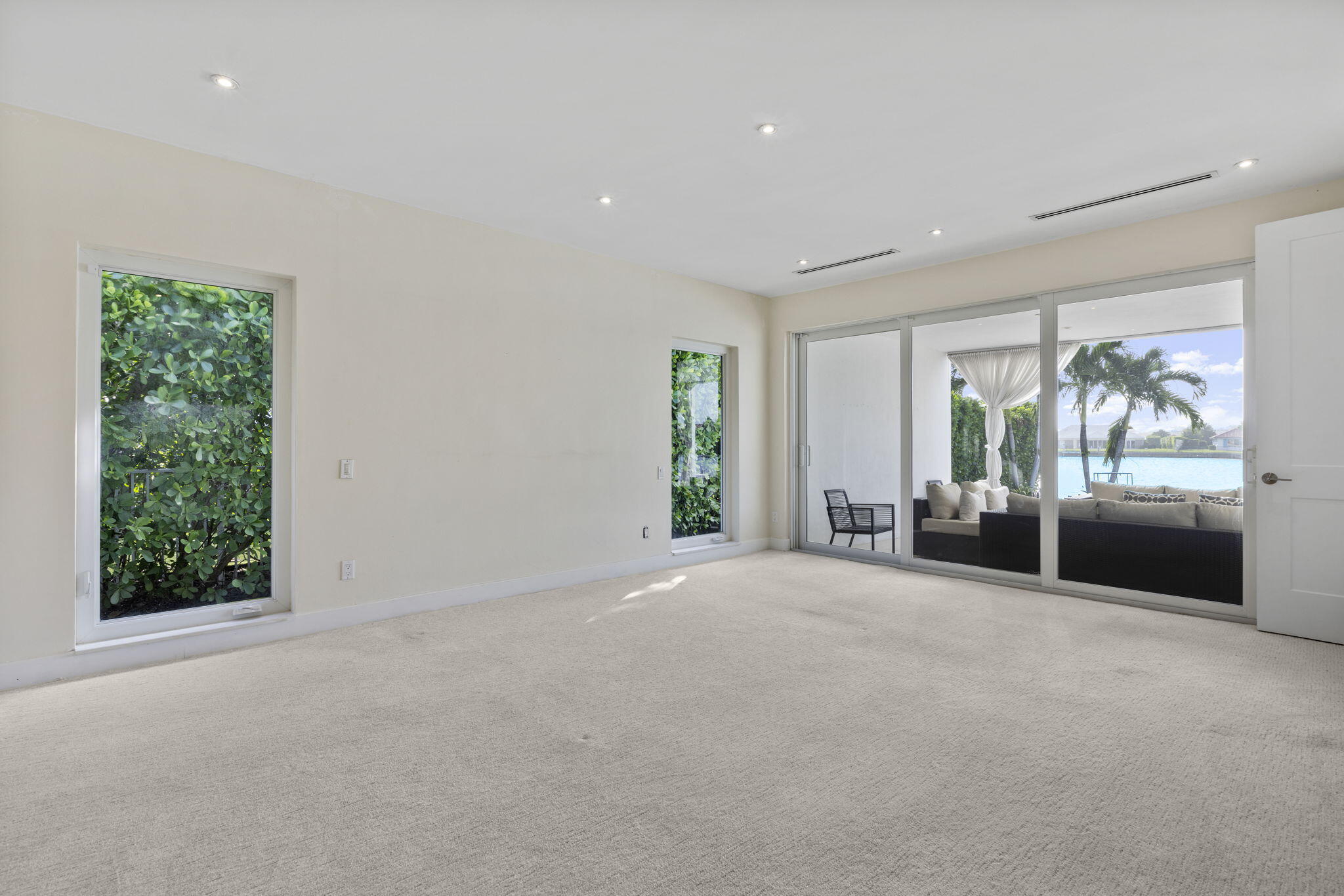 80 Spoonbill Road
