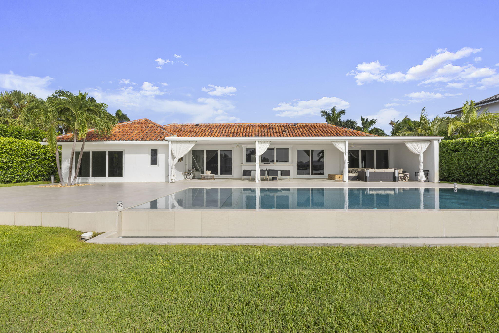 80 Spoonbill Road