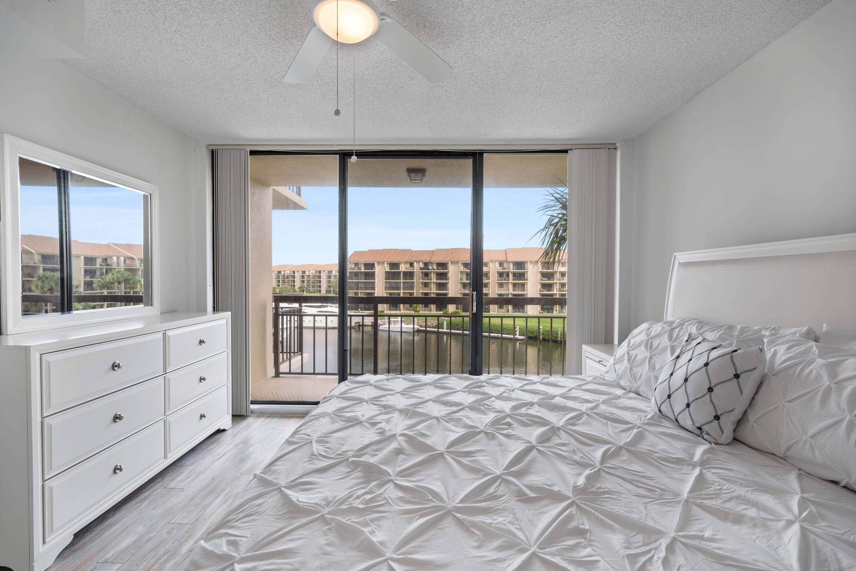 2301 Marina Isle Way 406