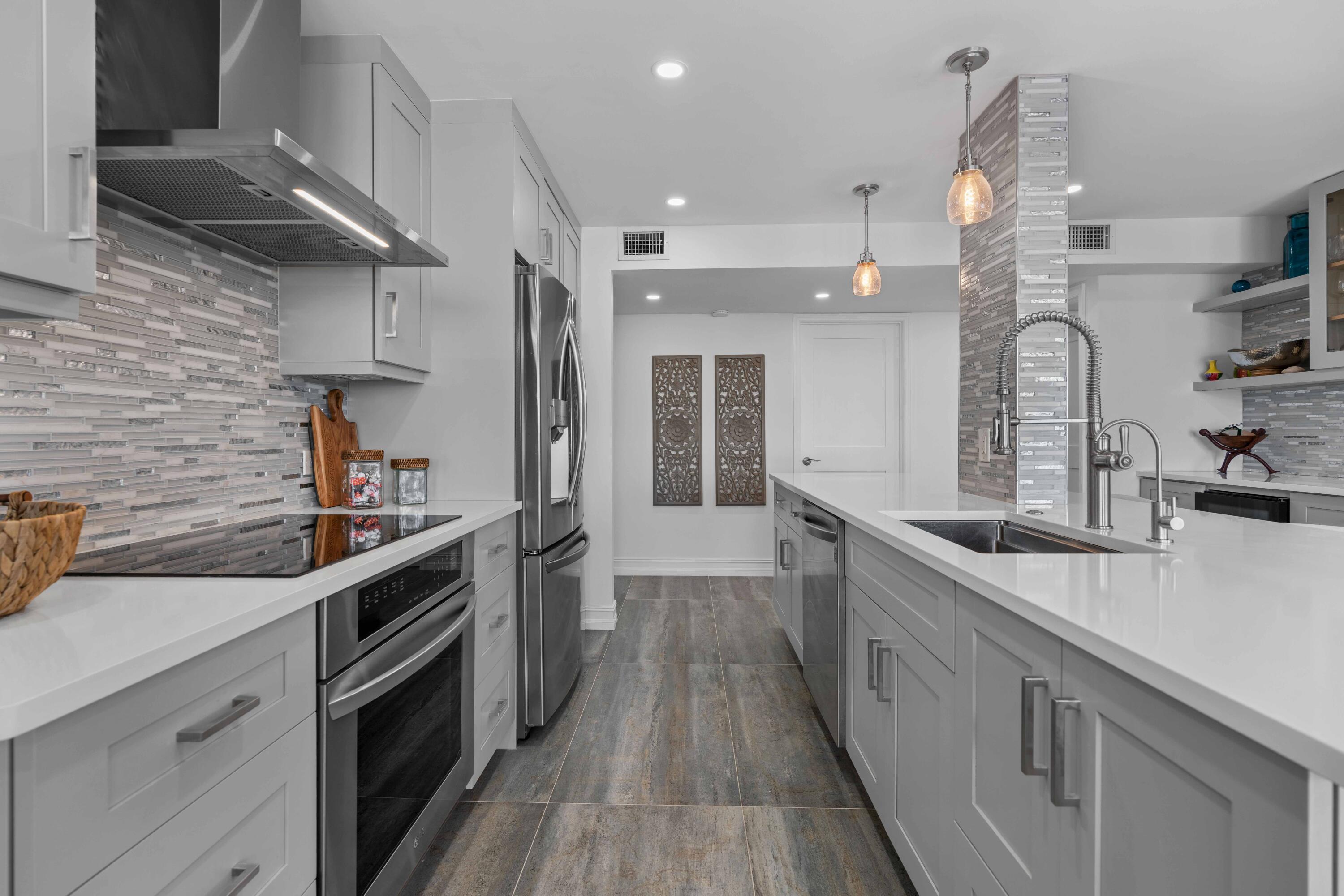 108 Lakeshore Drive 839