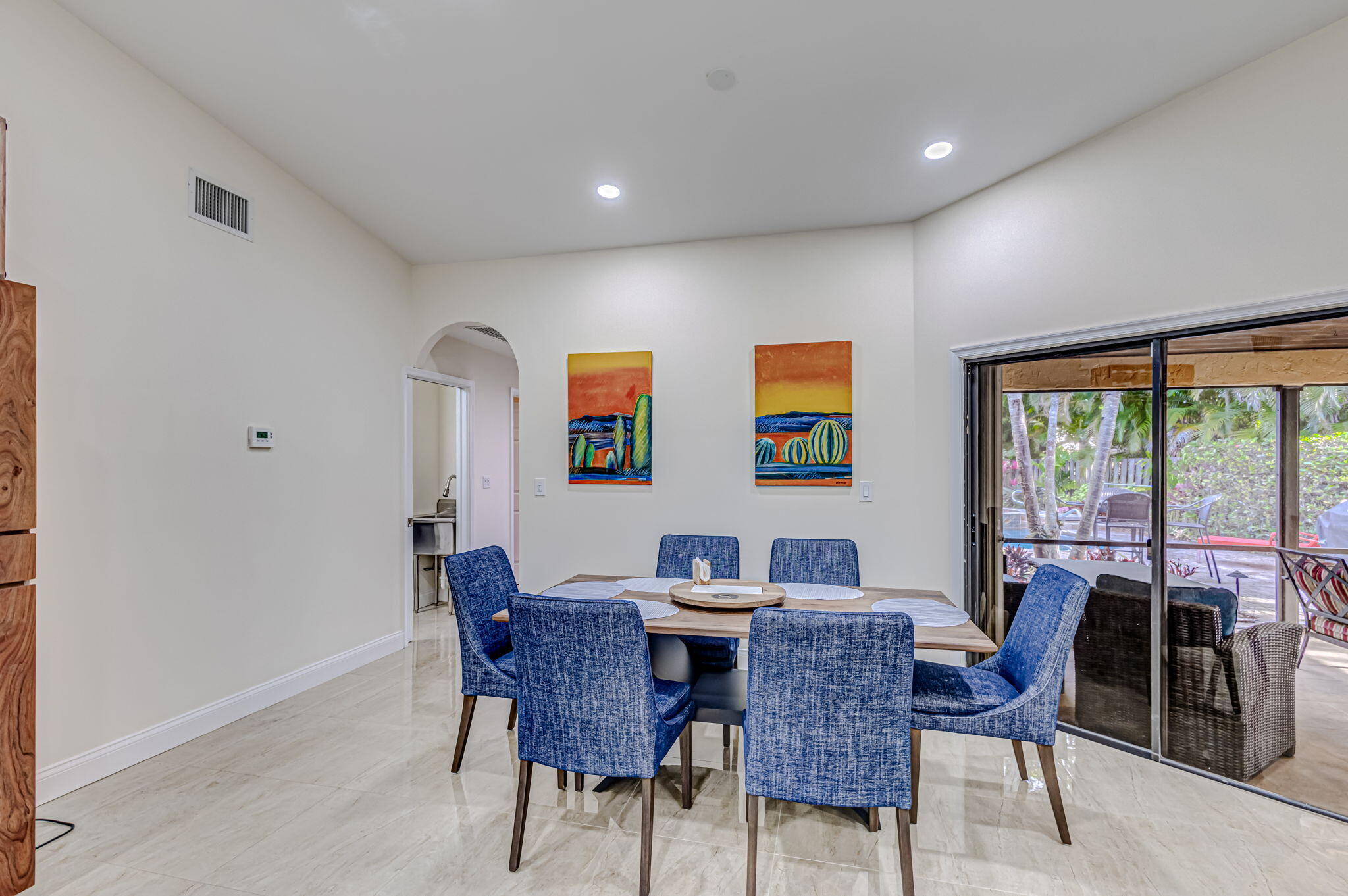 1 Bannock Road