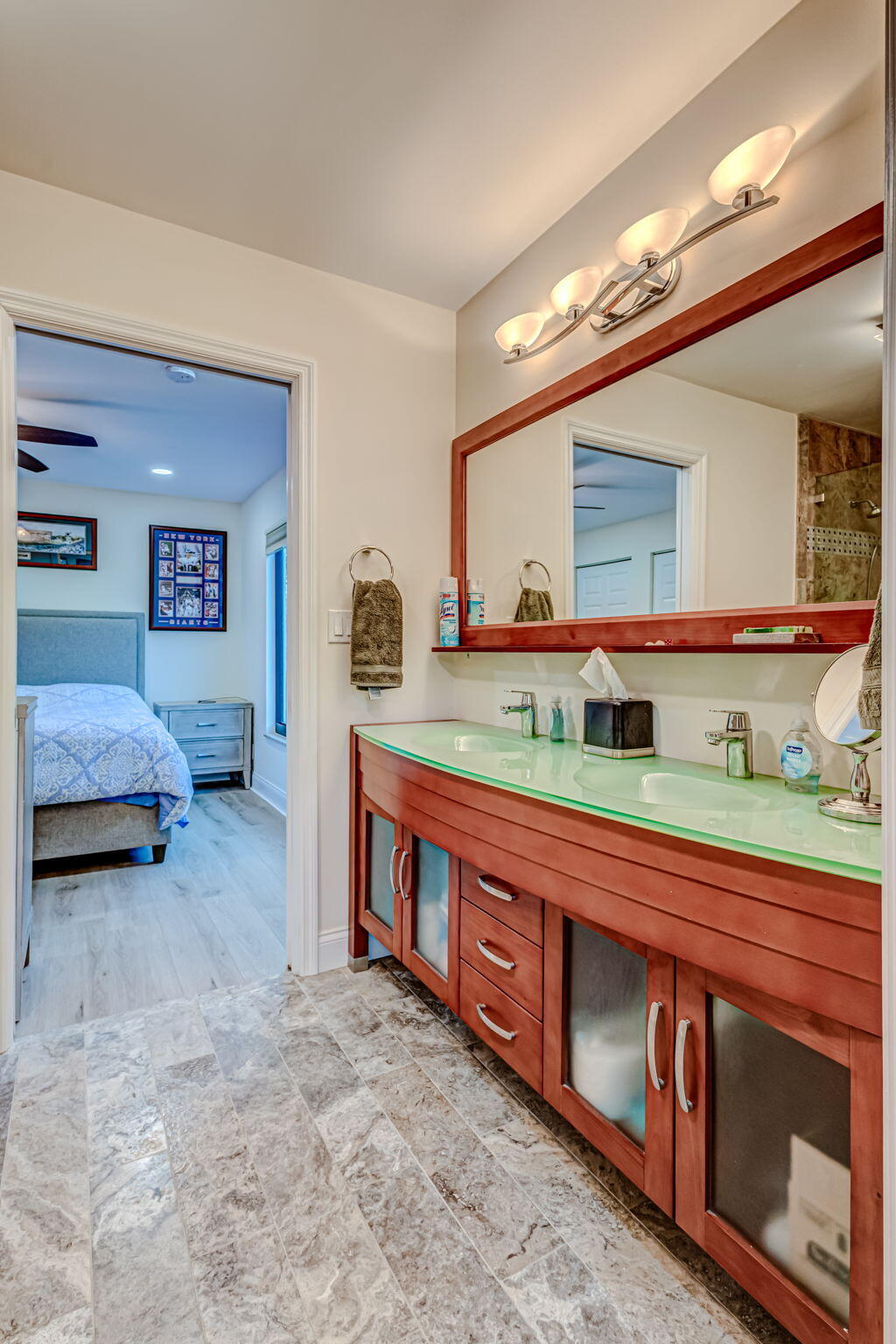 1 Bannock Road