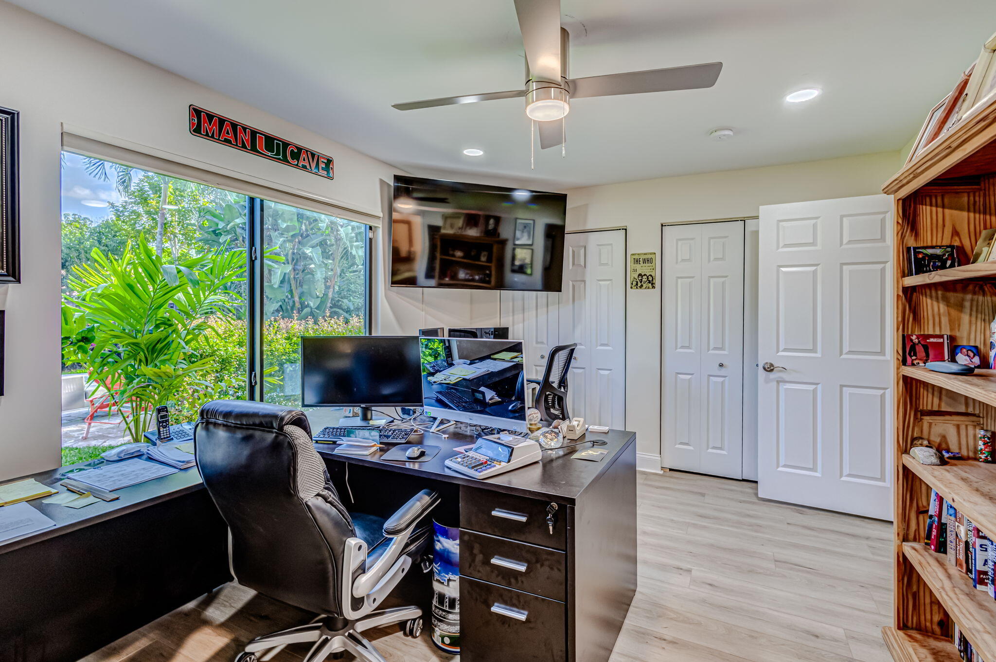 1 Bannock Road