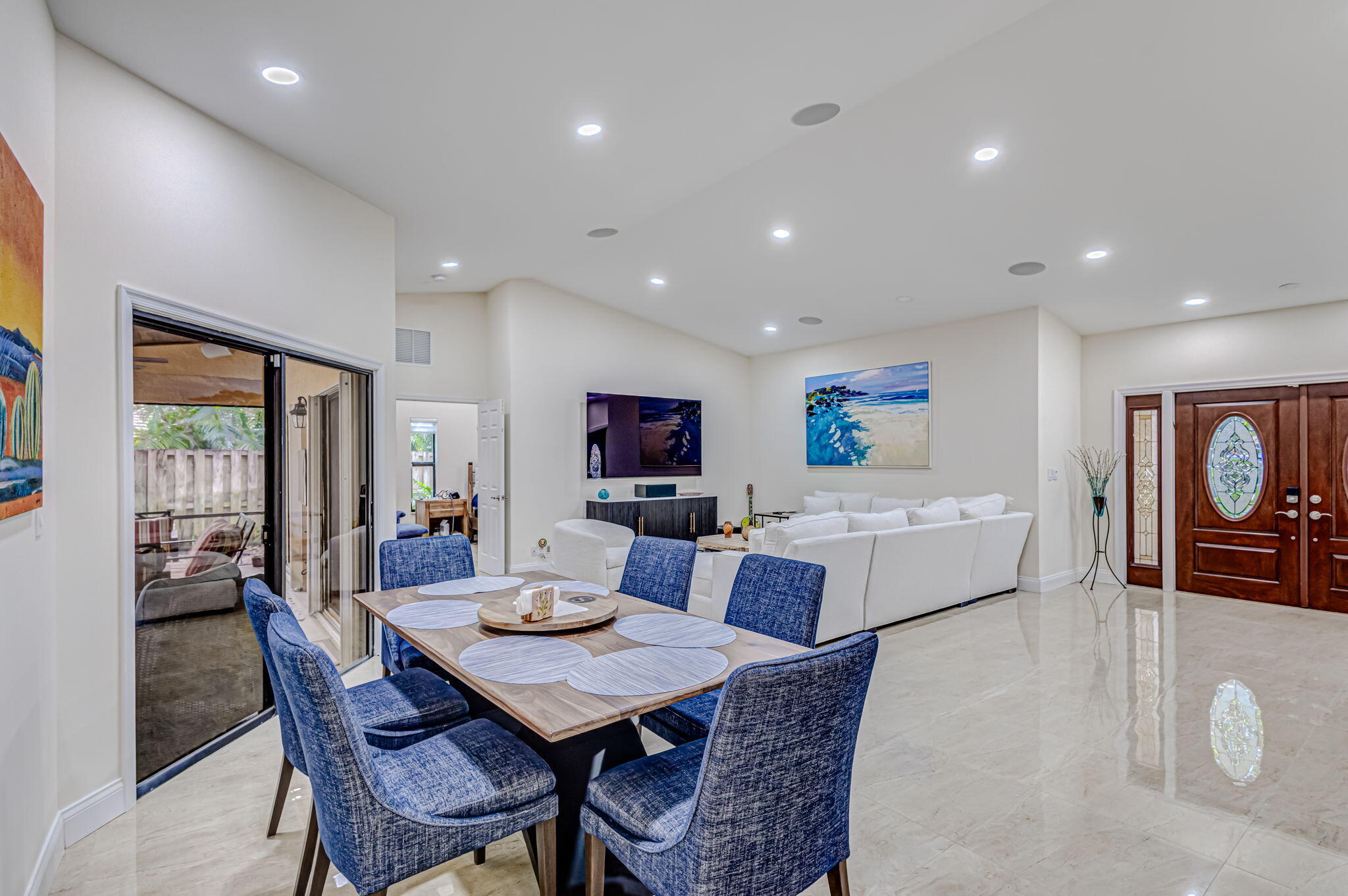 1 Bannock Road