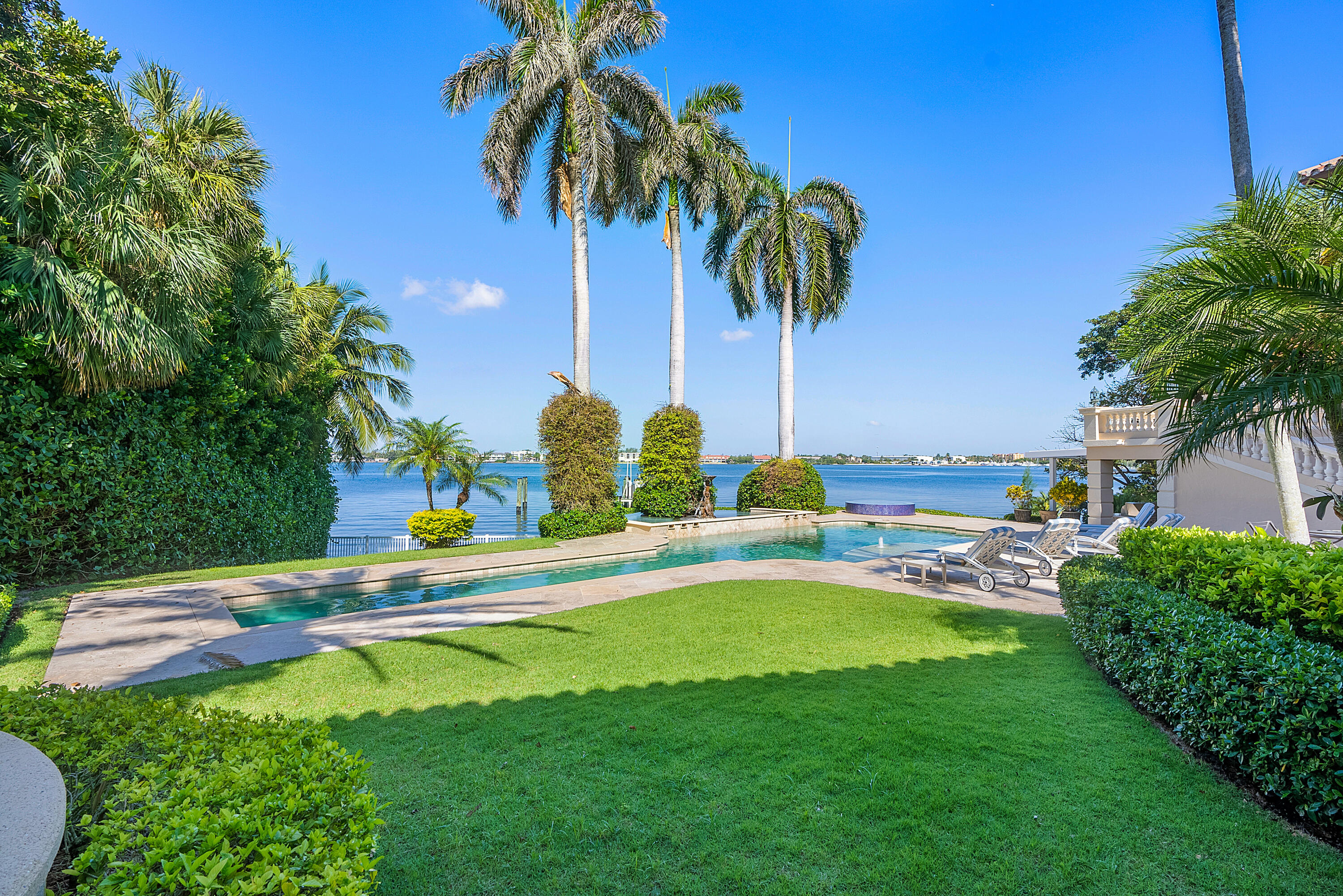 1880 S Ocean Boulevard