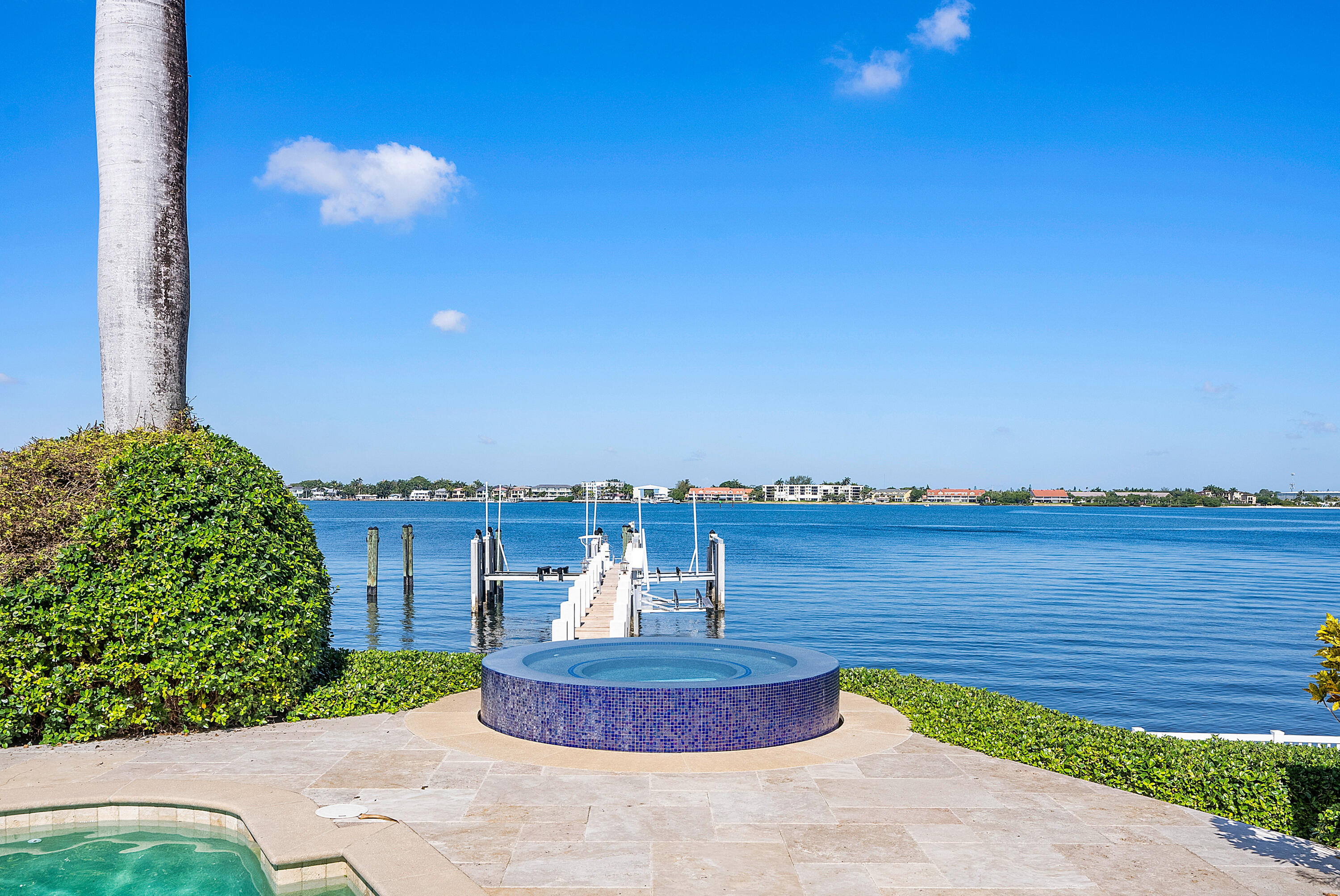 1880 S Ocean Boulevard