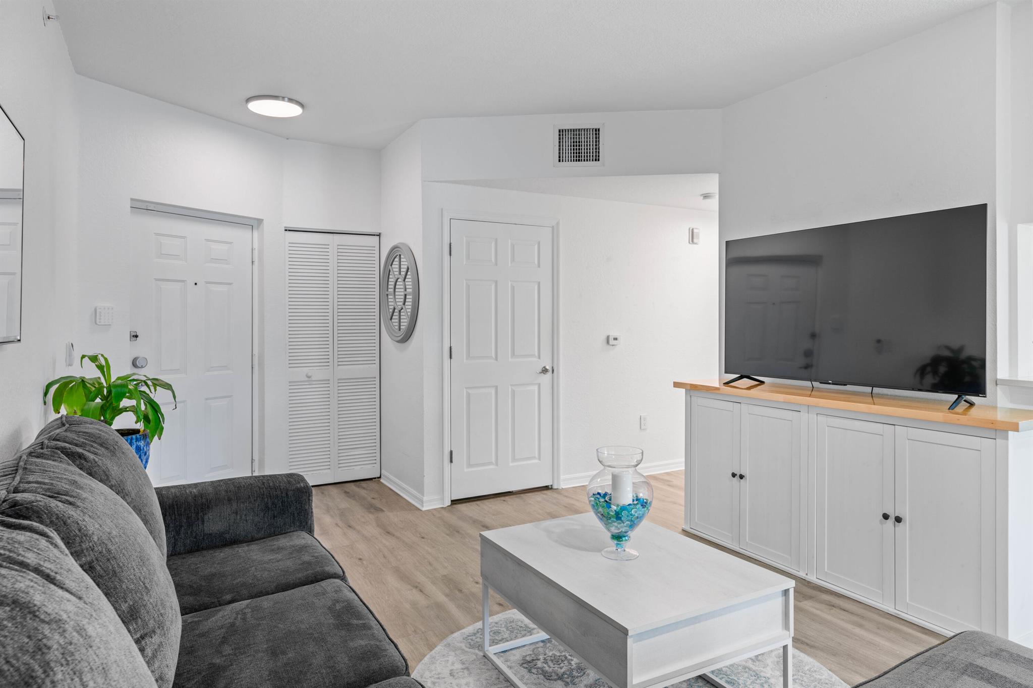 2726 Anzio Court 103